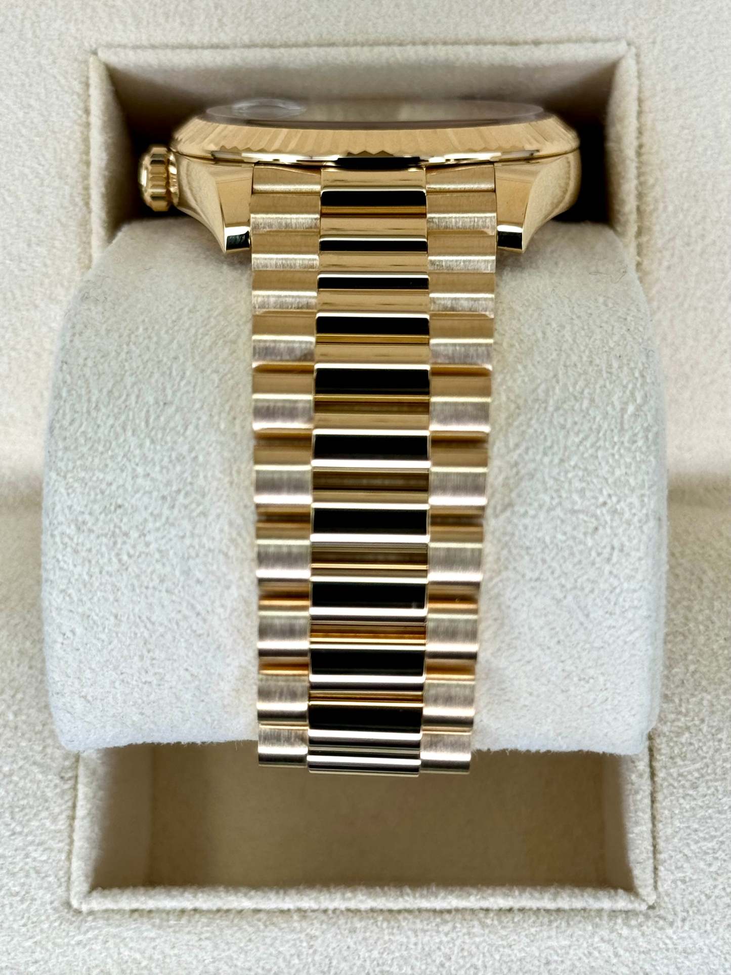 2022 ロレックス デイデイト 40mm 228238 プレジデンシャル ホワイトダイヤル