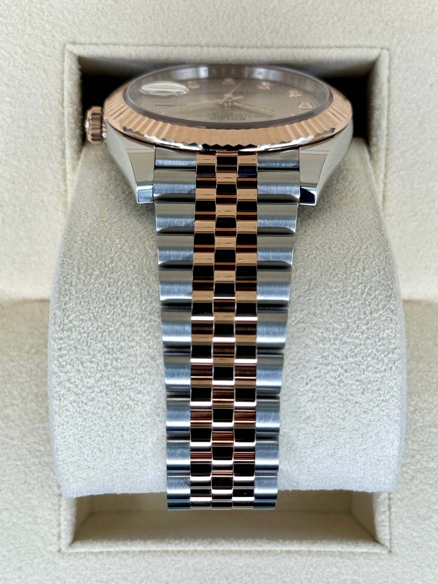 NEW 2024 ロレックス デイトジャスト 41mm 126331 ツートーン ジュビリーサンダスト ダイヤモンドダイヤル