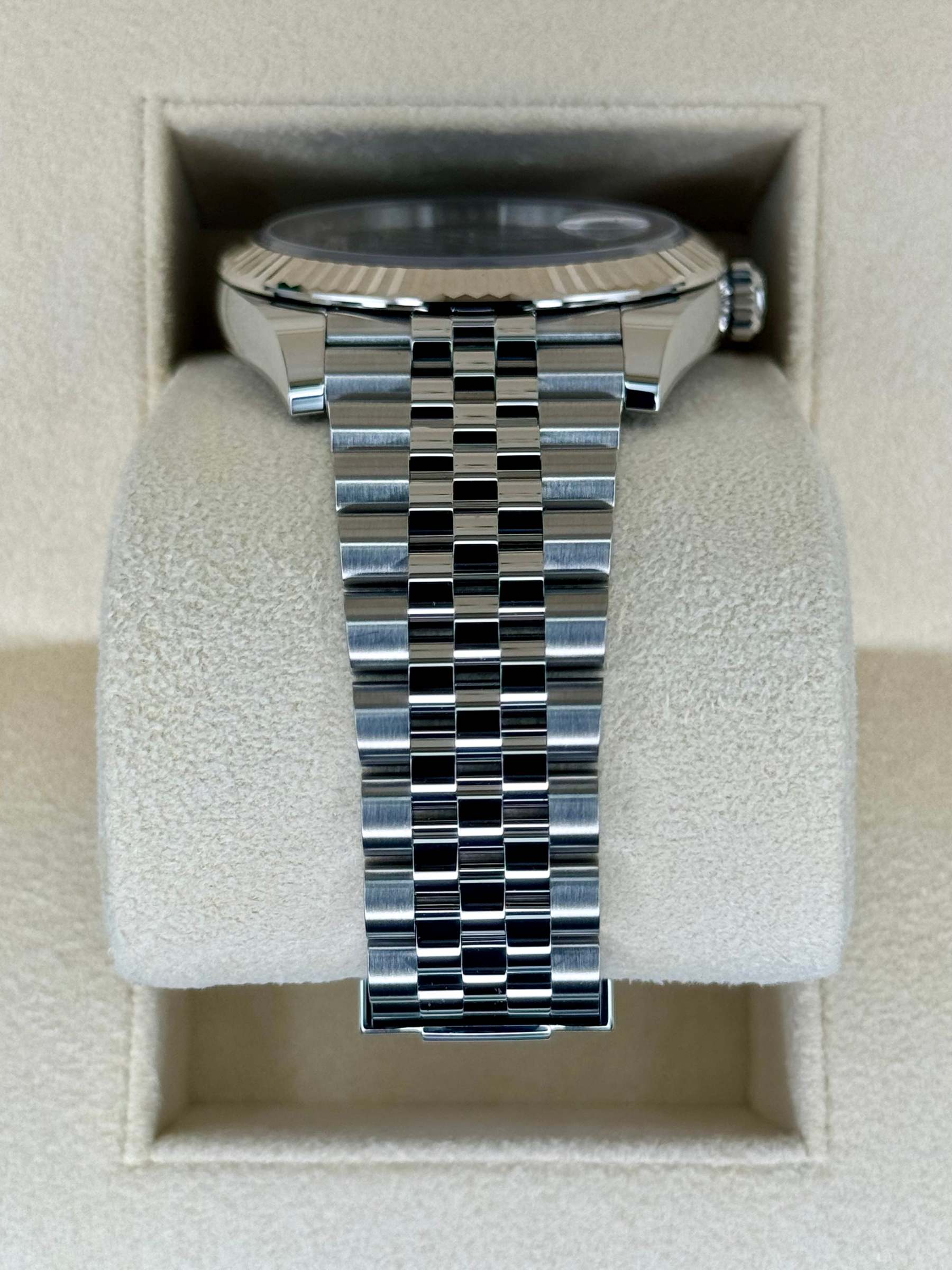 NEW 2025 ロレックス デイトジャスト 41mm 126334 ジュビリーブラックダイヤダイヤル