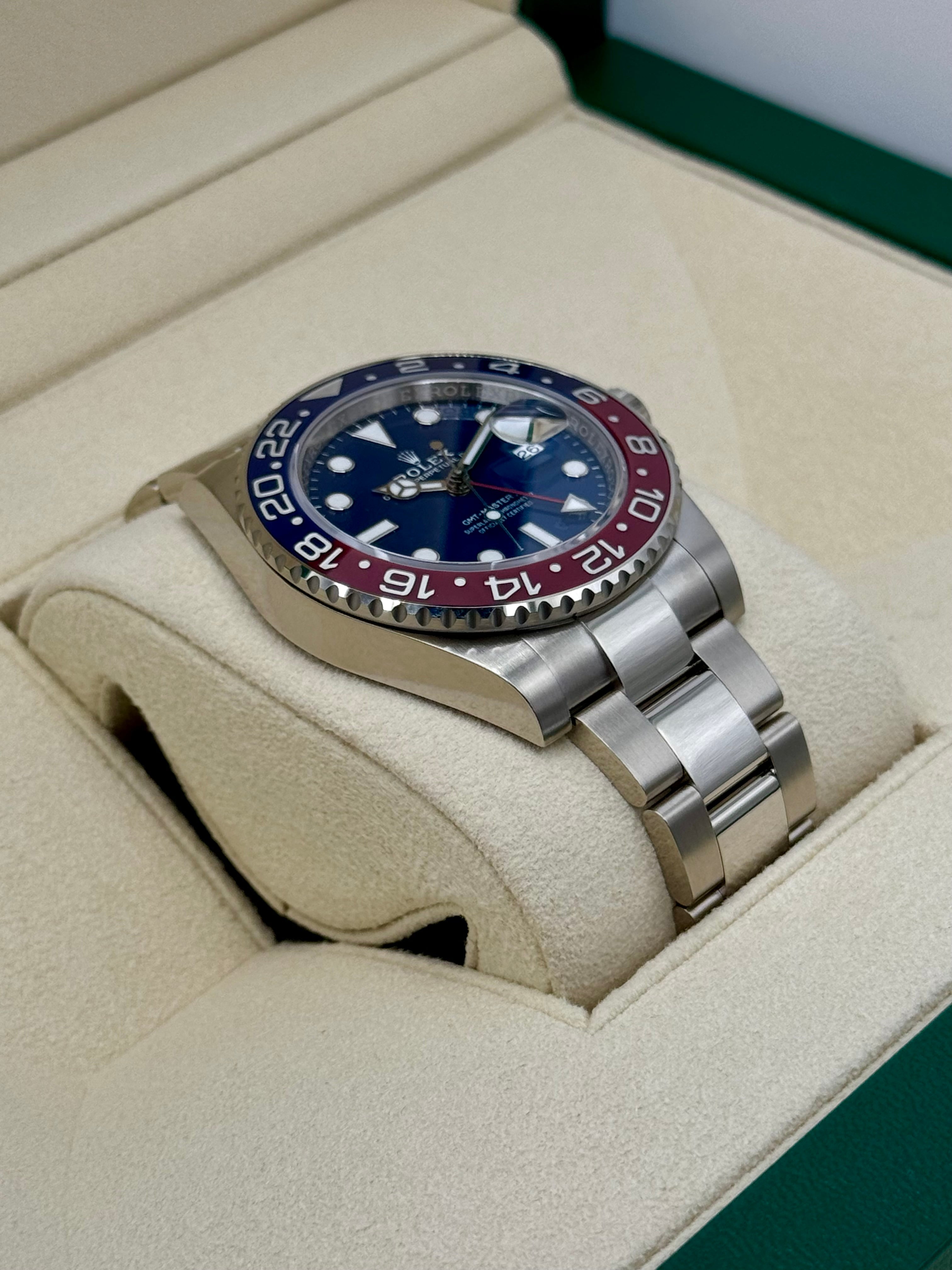 NEW 2024 ロレックス GMTマスターII 「ペプシ」 40mm 126719BLRO ホワイトゴールドブルーダイヤル