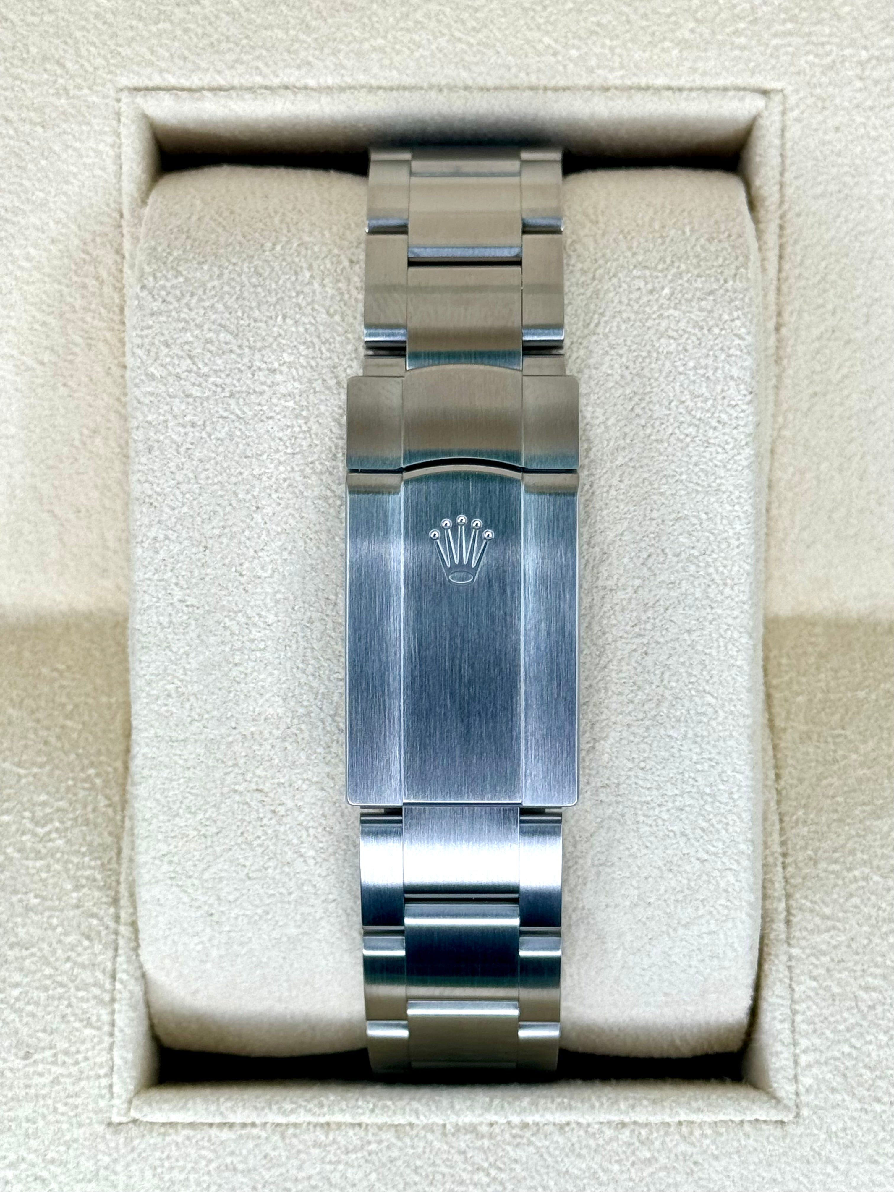NEW 2024 ロレックス オイスターパーペチュアル 41mm 124300 グリーンダイヤル