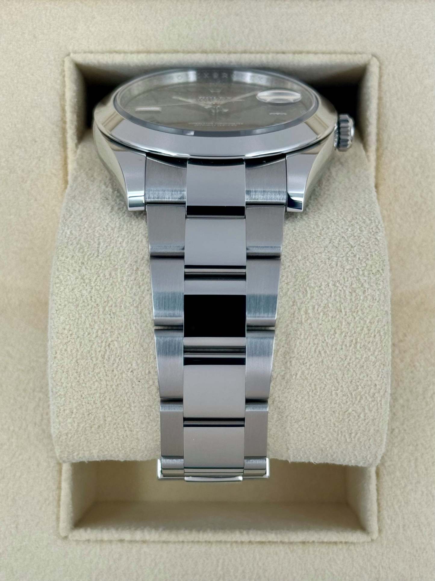 NEW 2024 ロレックス デイトジャスト 41mm 126300 オイスター ウィンブルドン ダイヤル