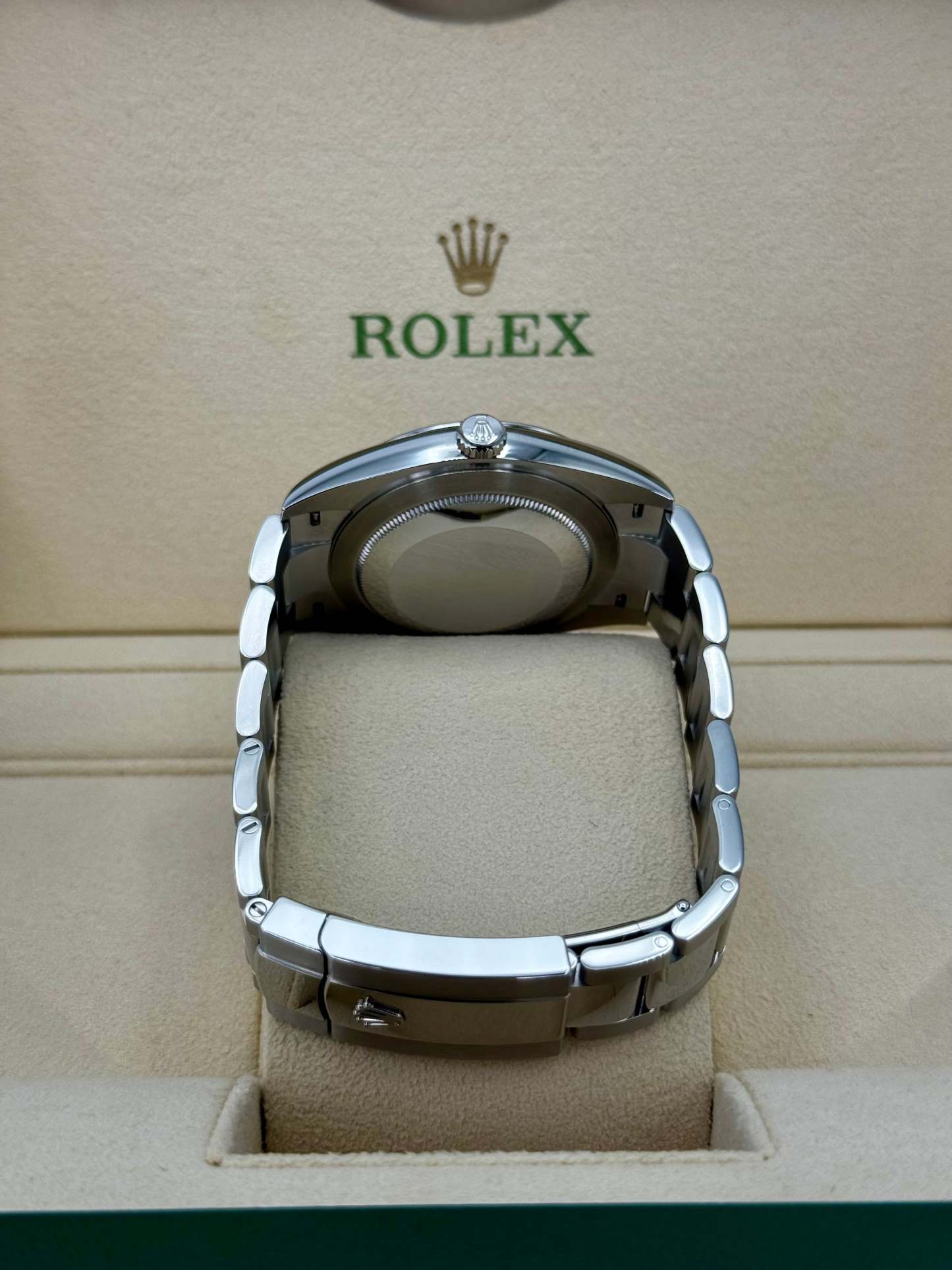 NEW 2024 ロレックス デイトジャスト 41mm 126300 オイスター ウィンブルドン ダイヤル