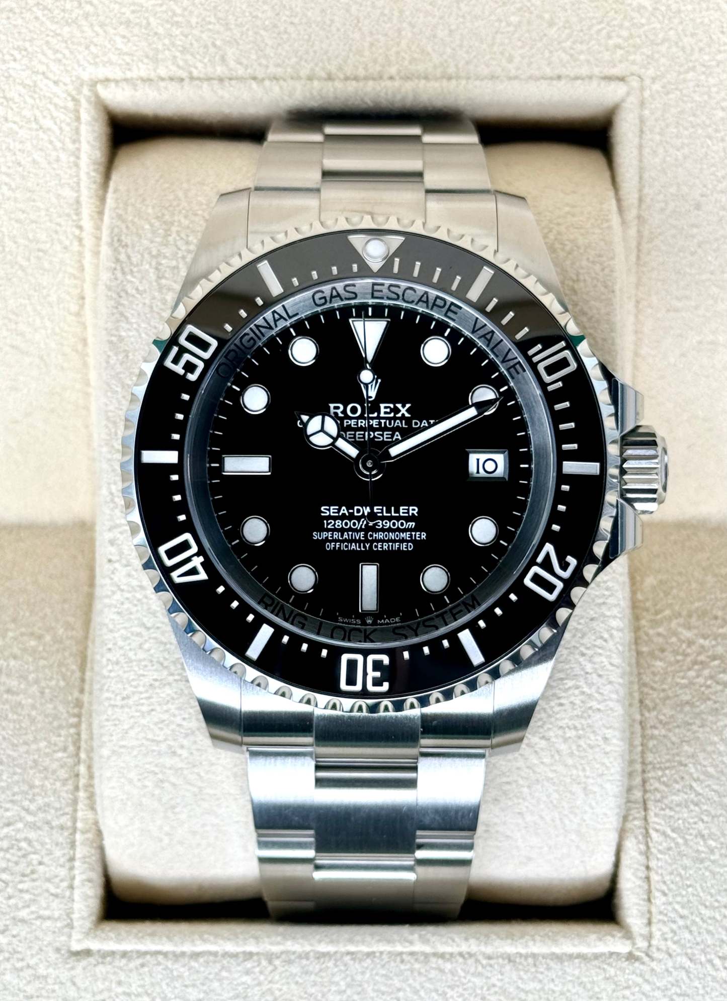 NEW 2024 Rolex Deepsea 44mm 136660 ステンレススチール ブラックダイヤル