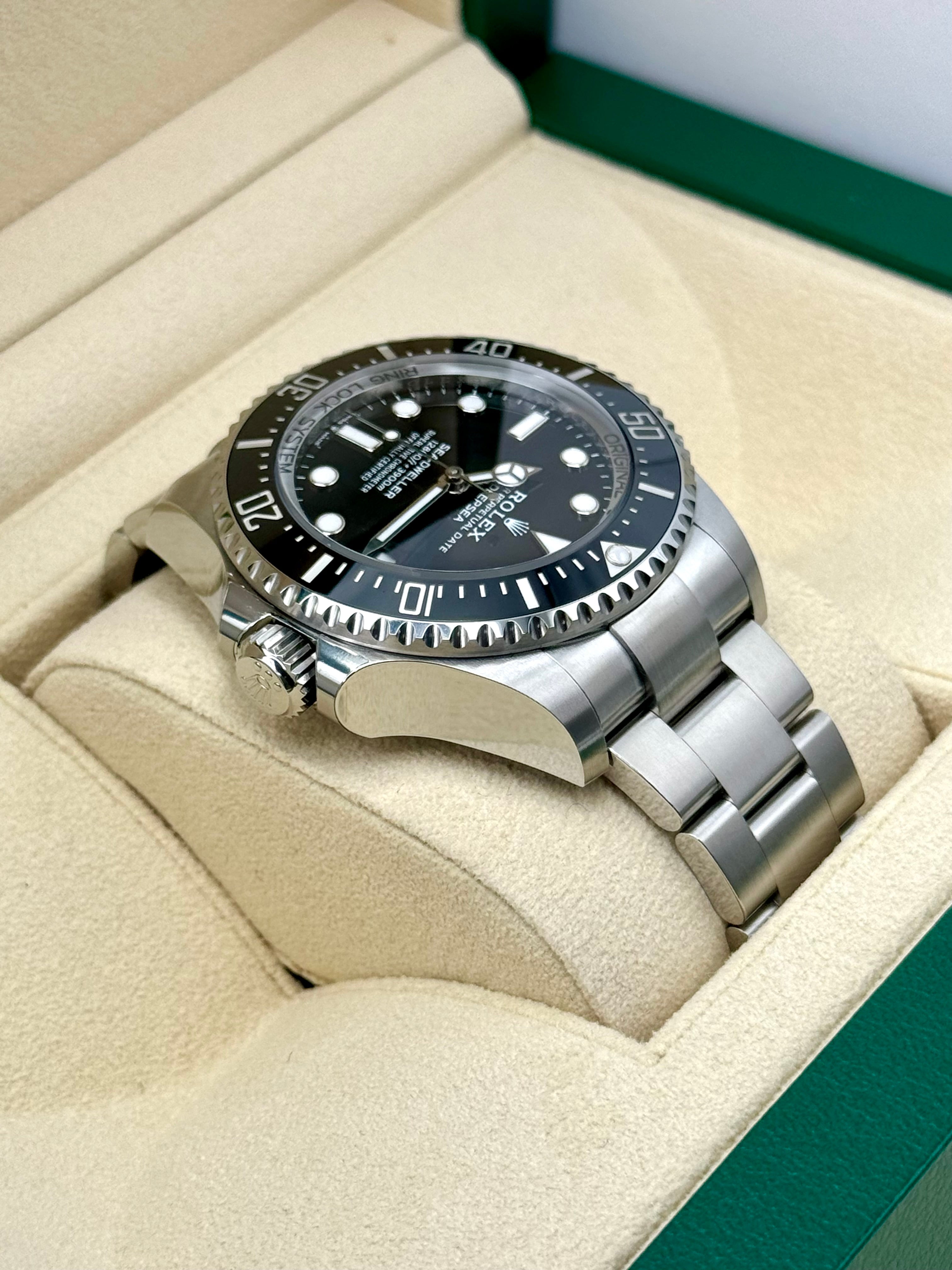 NEW 2024 Rolex Deepsea 44mm 136660 ステンレススチール ブラックダイヤル