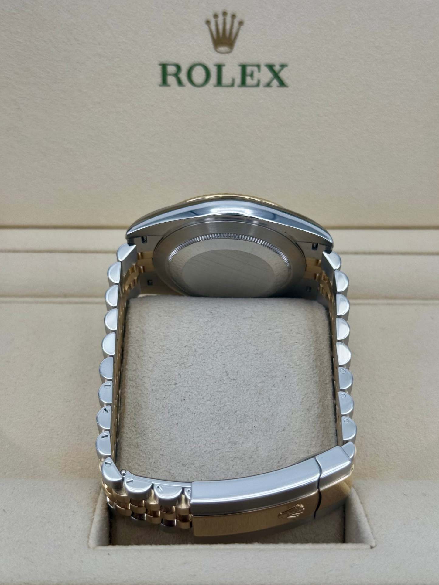 2022 ロレックス デイトジャスト 41mm 126333 ツートーンジュビリー ウィンブルドンダイヤル