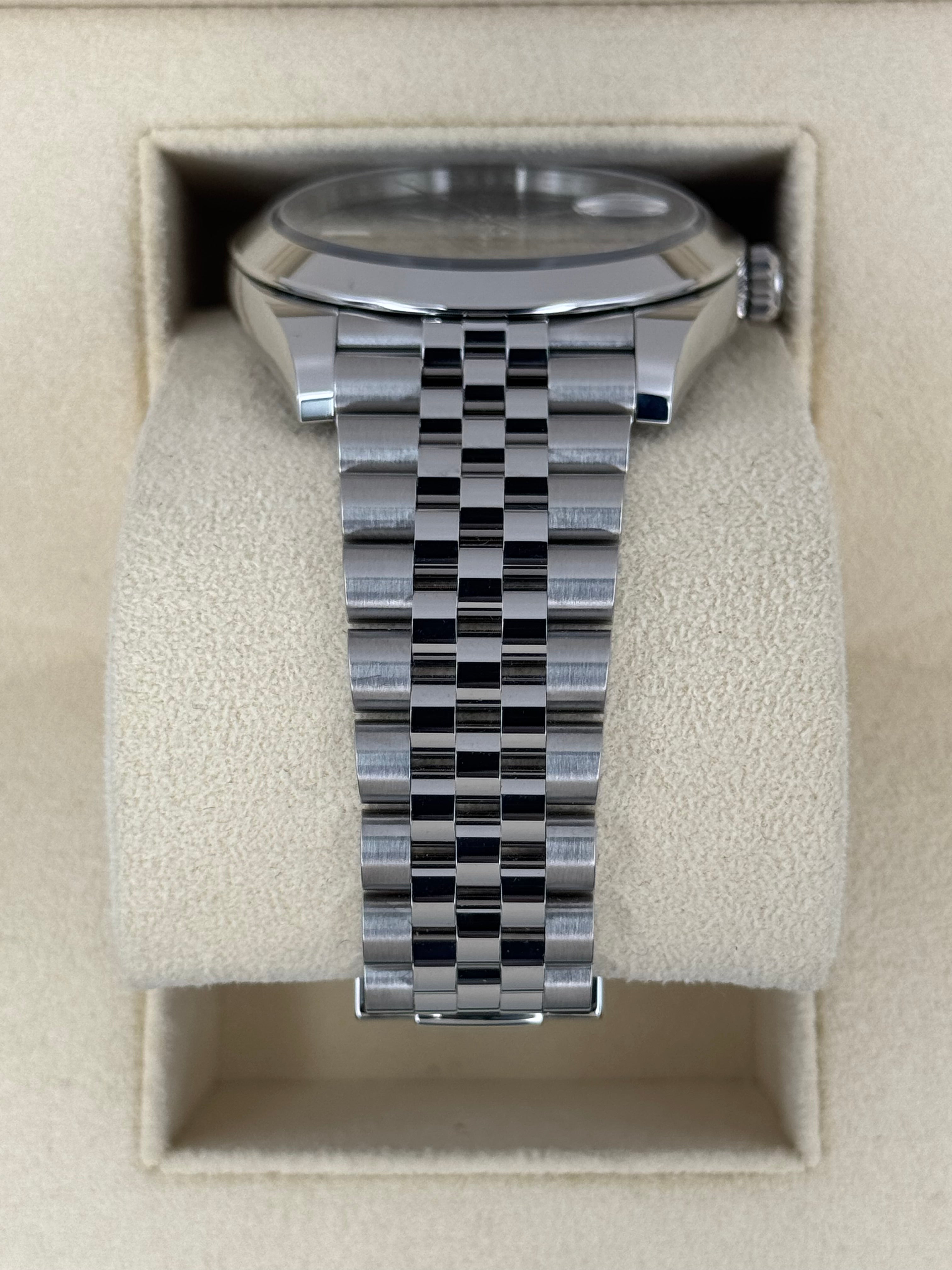 NEW 2024 ロレックス デイトジャスト 41mm 126300 ジュビリー ウィンブルドン ダイヤル
