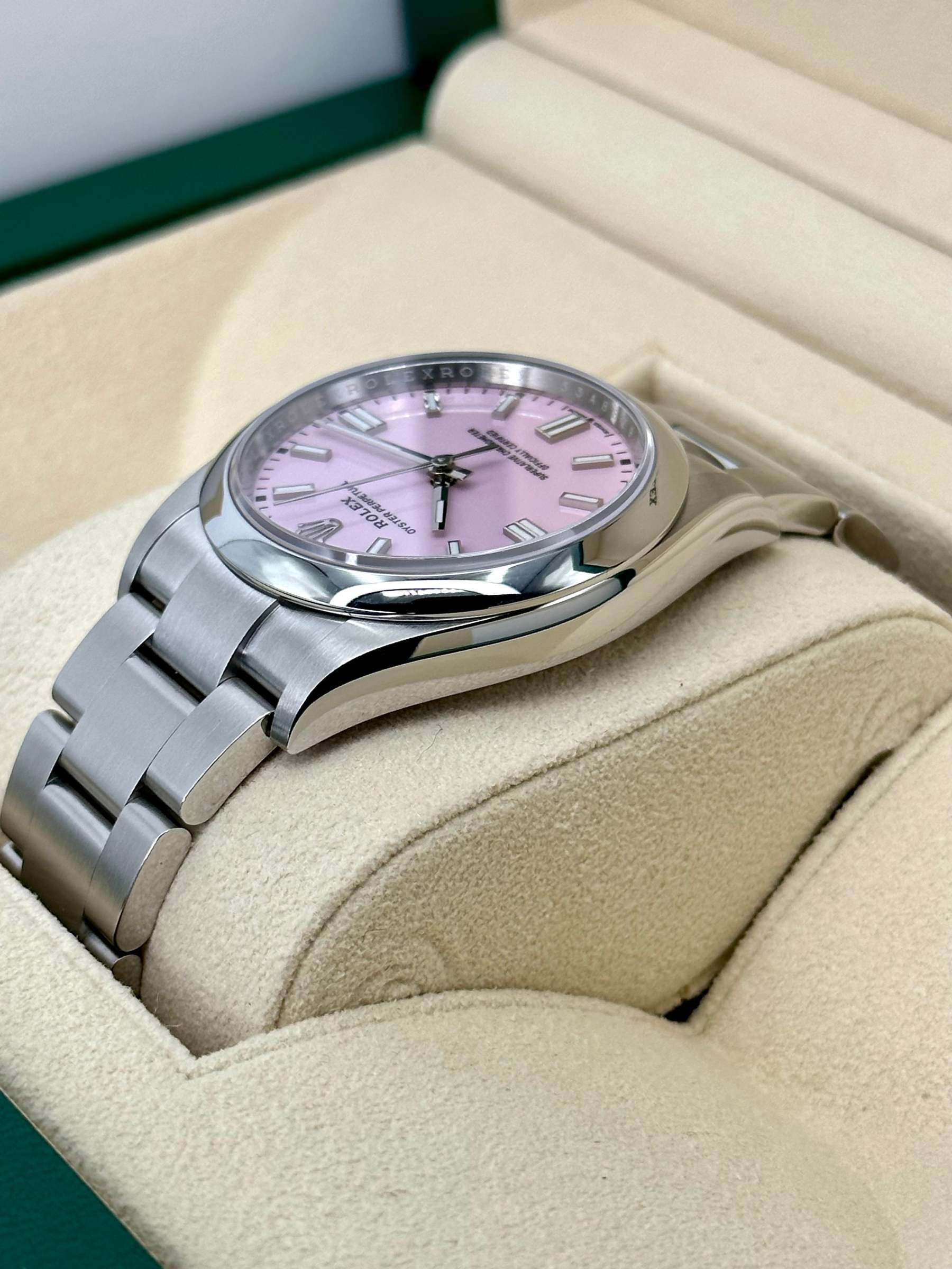NEW 2024 ロレックス オイスターパーペチュアル 36mm 126000 キャンディピンクダイヤル