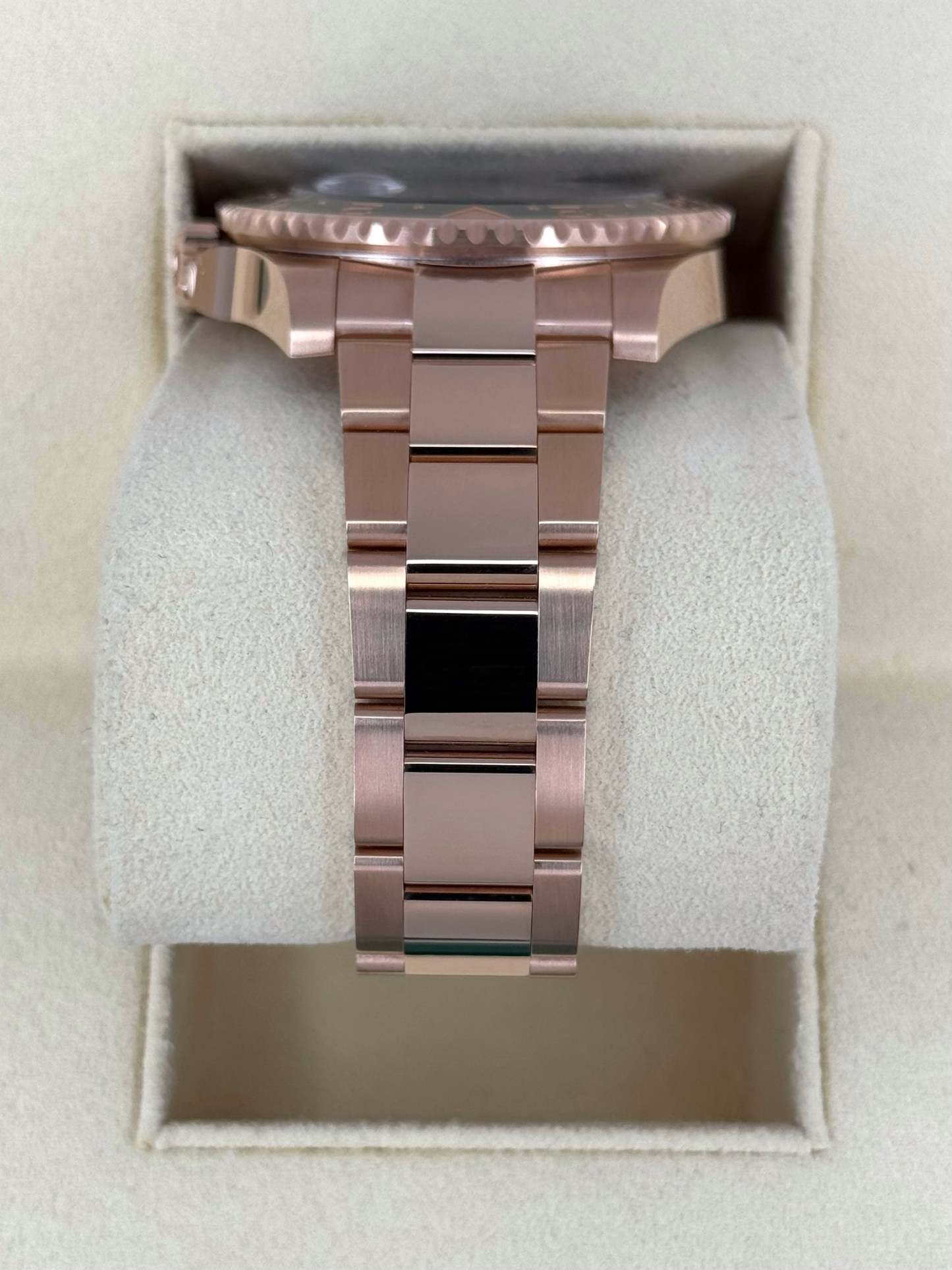 NEW 2023 ロレックス GMTマスターII 「ルートビア」 40mm 126715CHNR ローズゴールド