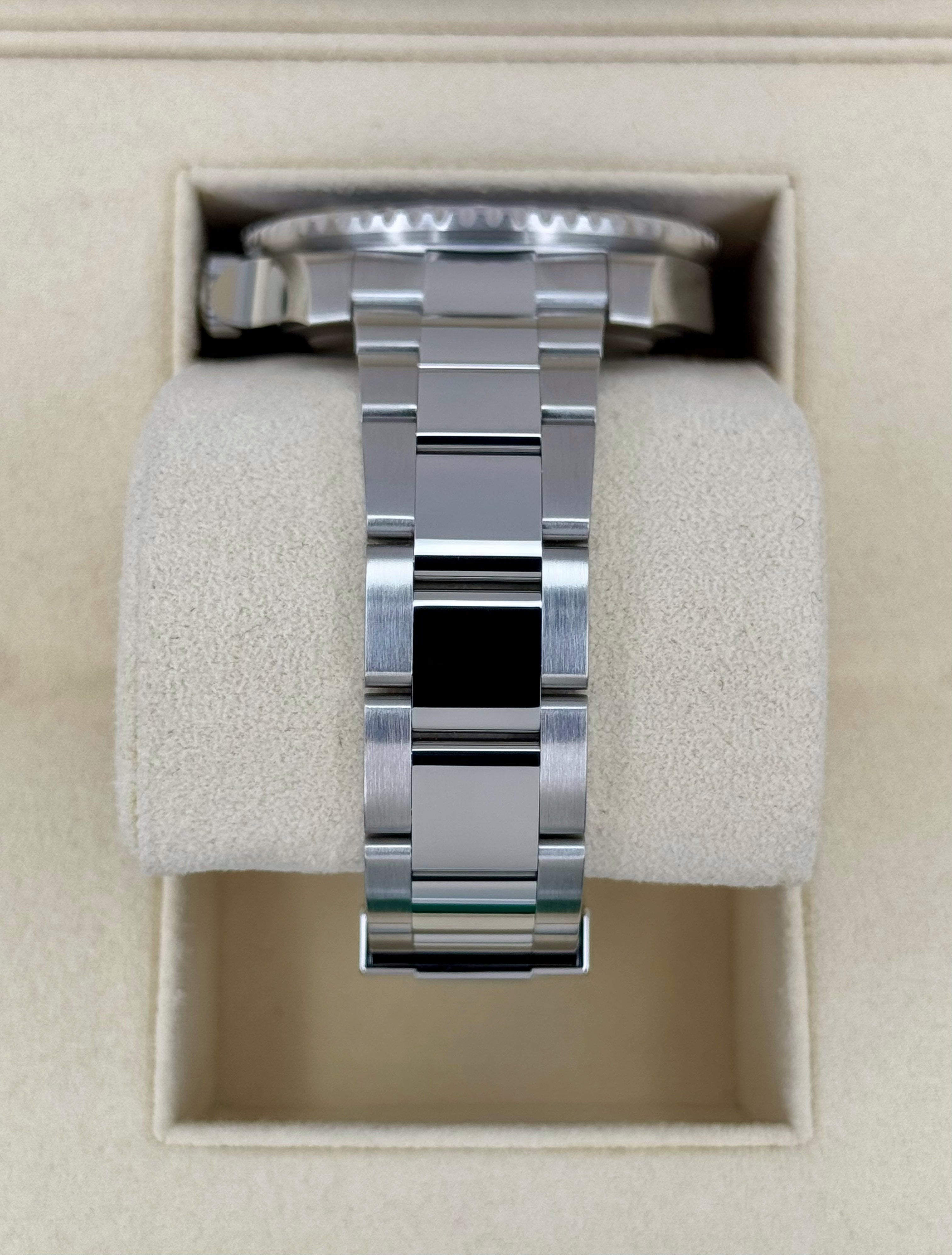 2022 ロレックス GMTマスターII 「ペプシ」 40mm 126710BLRO オイスター