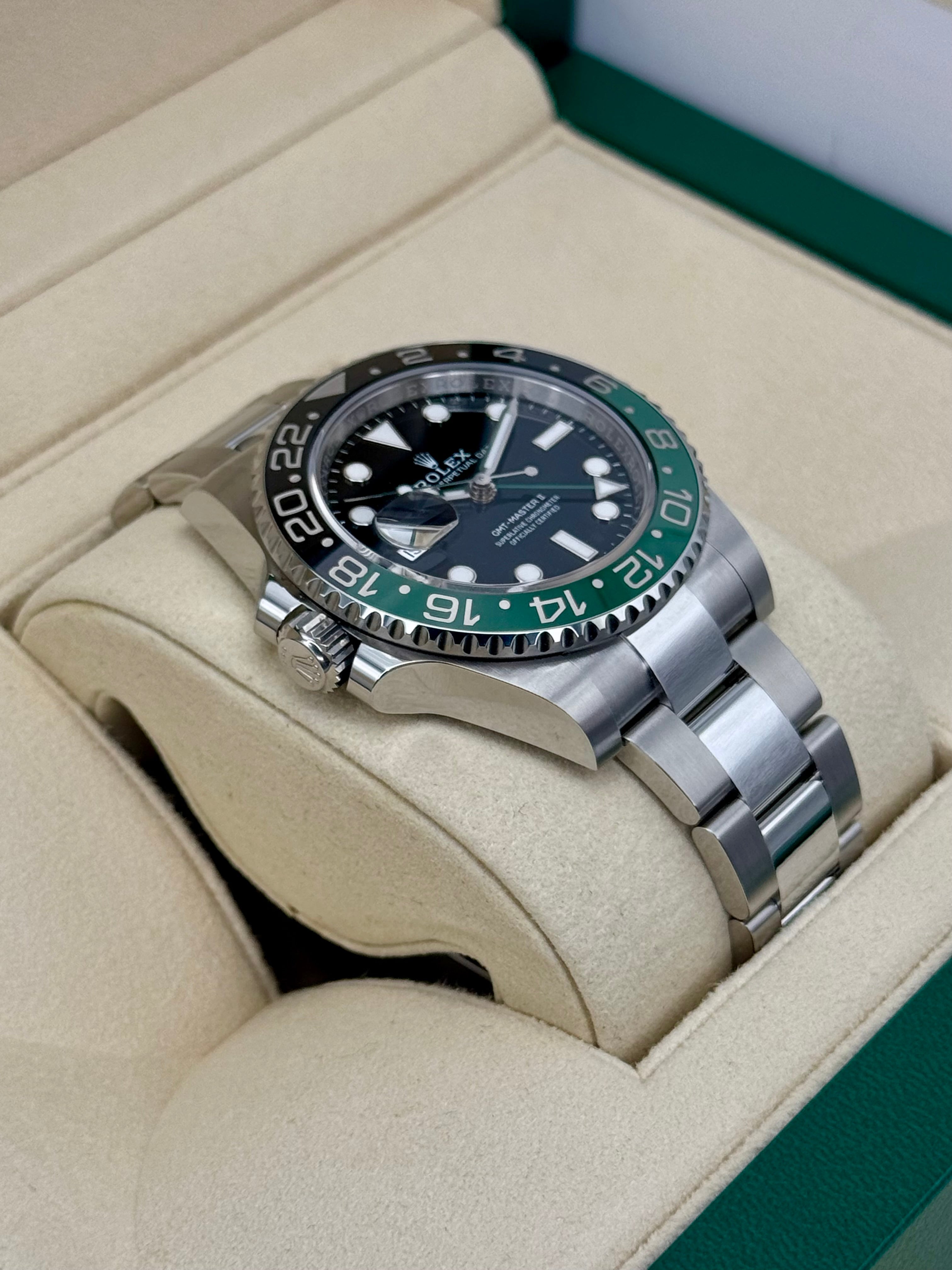 全新 2025 劳力士 GMT-Master II 40mm 126720VTNR 蚝式腕表。