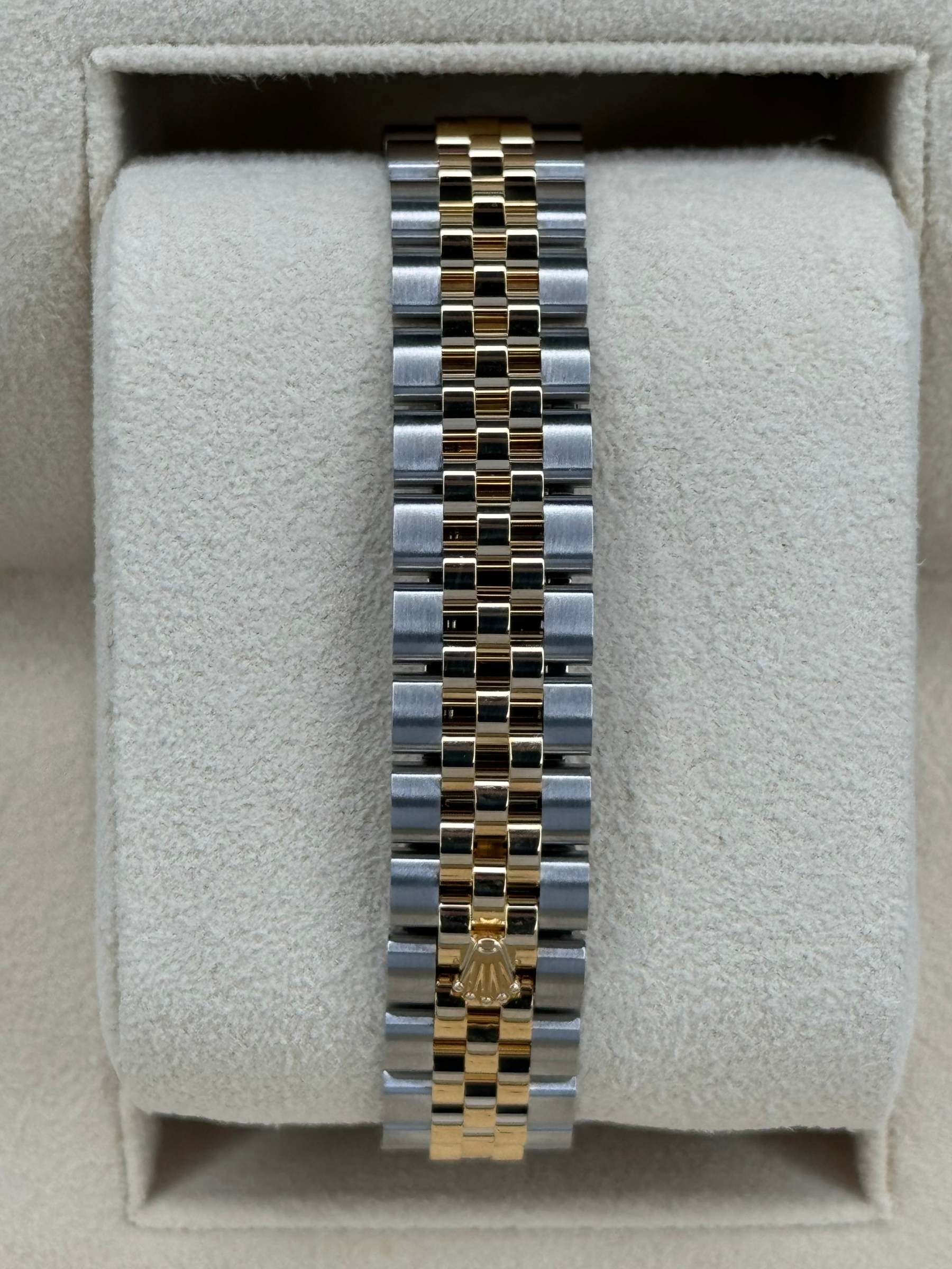 NEW 2024 ロレックス レディデイトジャスト 28mm 279173 ジュビリーシャンパンダイヤル