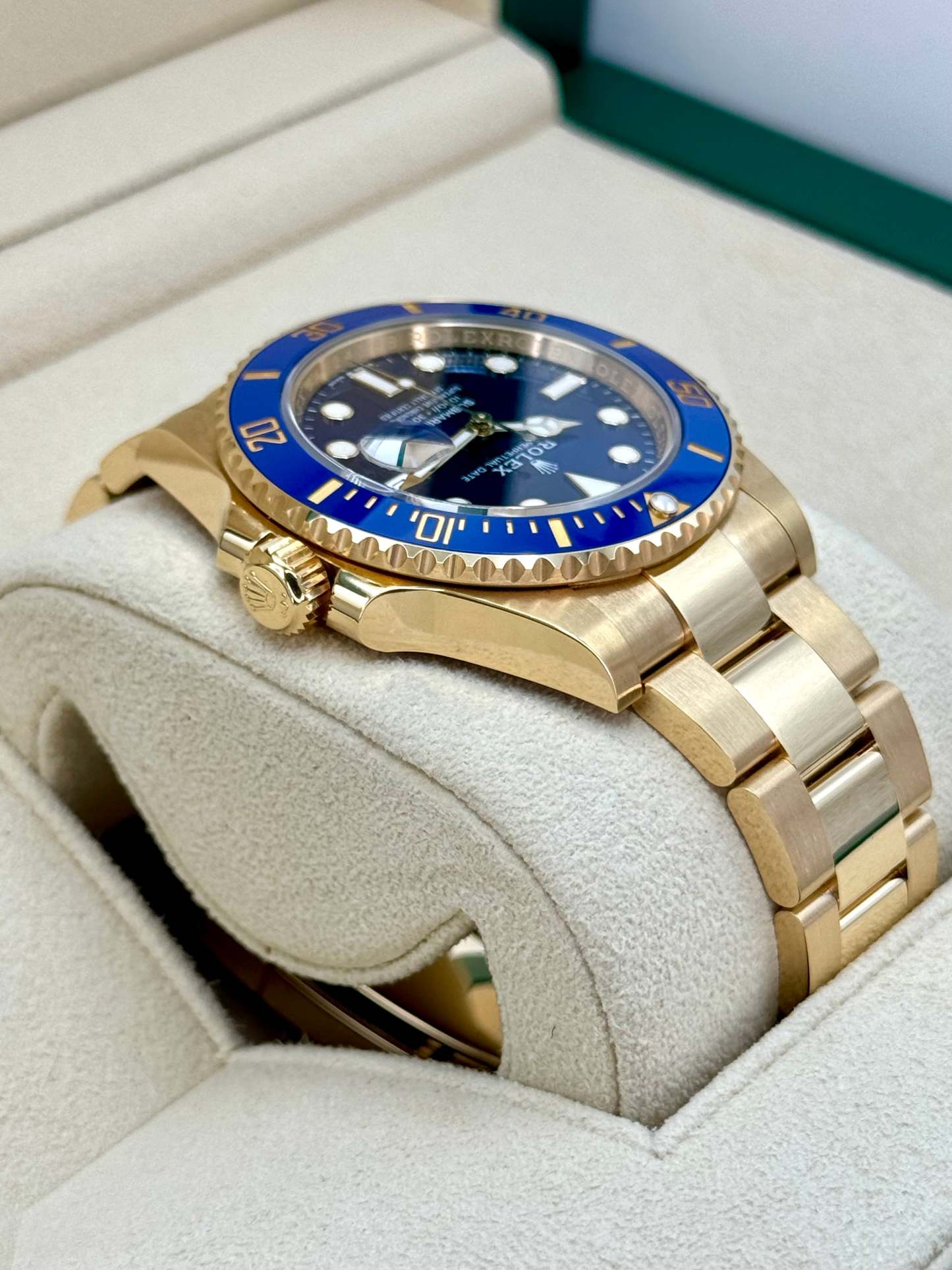 NEW 2024 ロレックス サブマリーナ 「ブルーシー」 41mm 126618LB イエローゴールド ブルーダイヤル