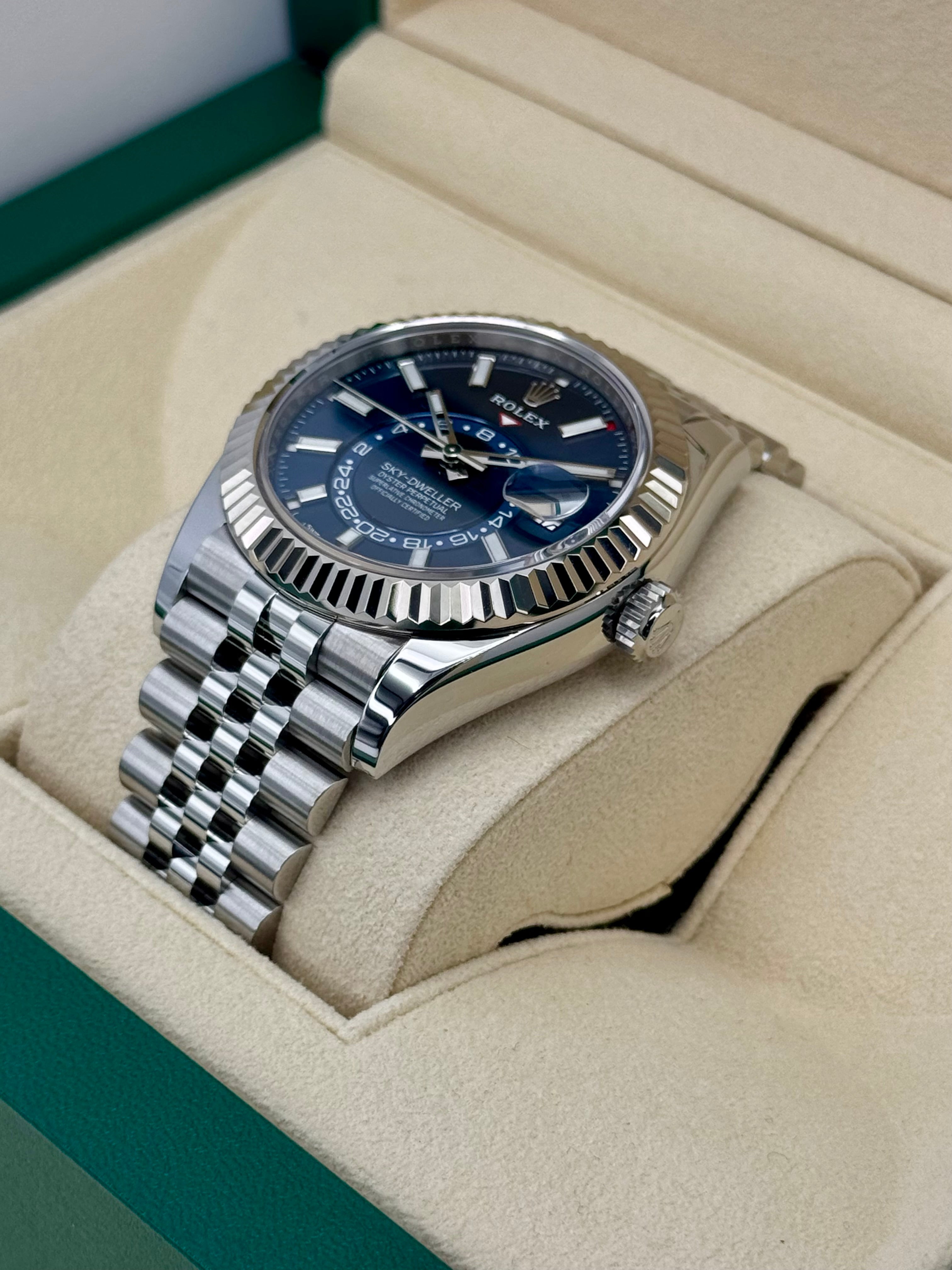 2022 スカイドゥエラー 42mm 326934 ステンレススティール ジュビリー ブルーダイヤル