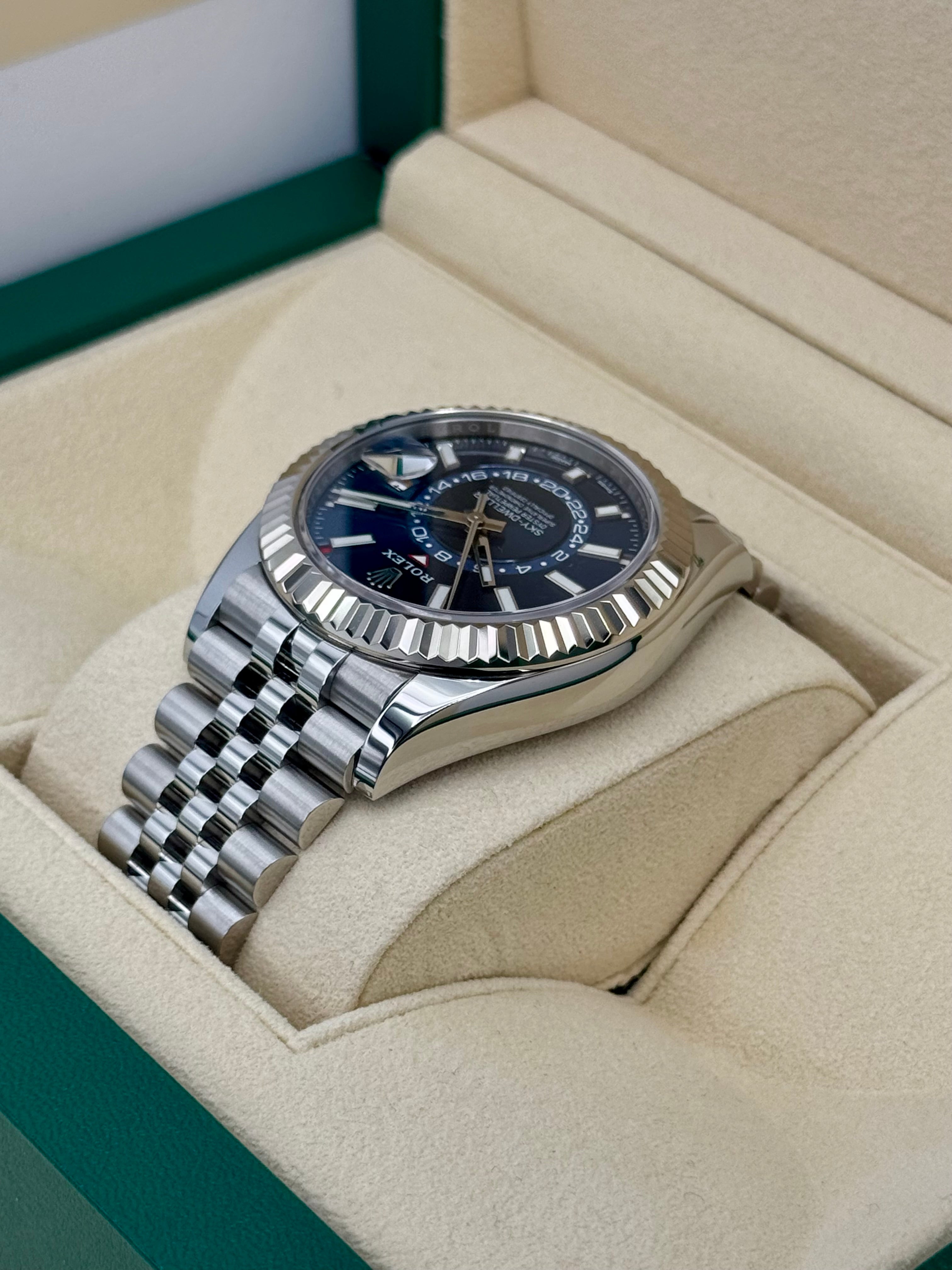 2022 スカイドゥエラー 42mm 326934 ステンレススティール ジュビリー ブルーダイヤル