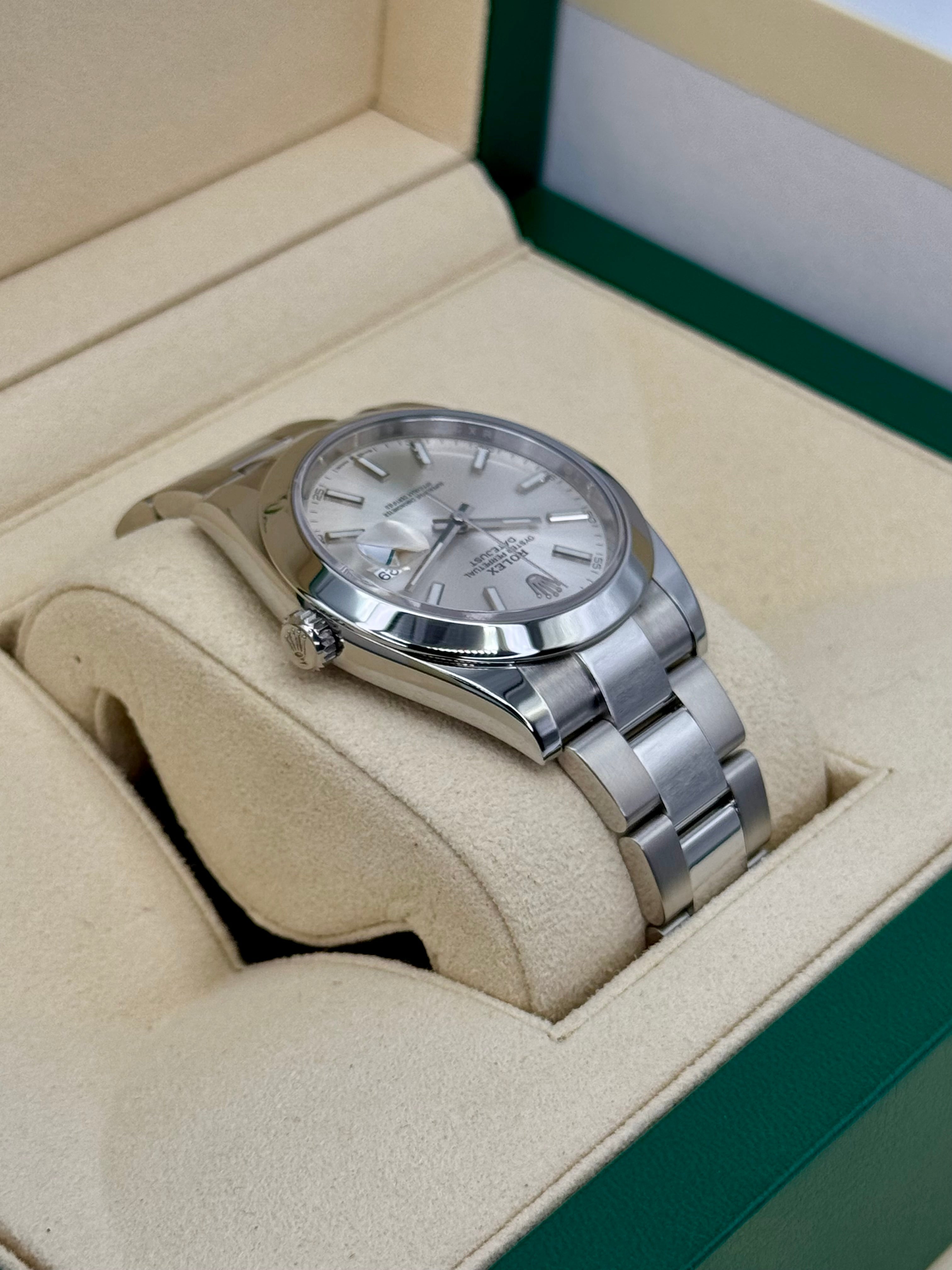 2021 ロレックス デイトジャスト 41mm 126300 ステンレススチール オイスターシルバー文字盤