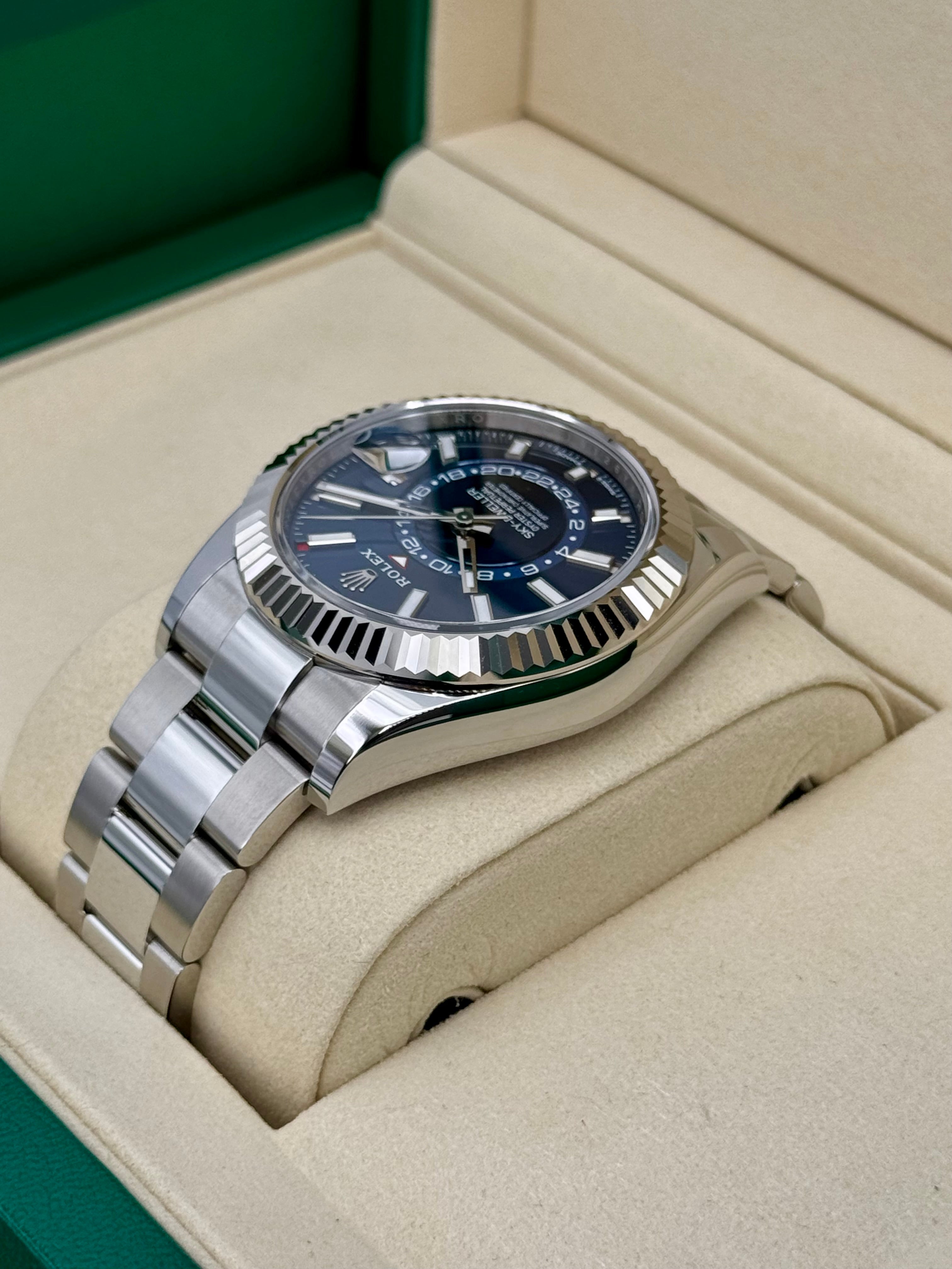 NEW 2025 ロレックス スカイドゥエラー 42mm 336934 オイスターブルーダイヤル