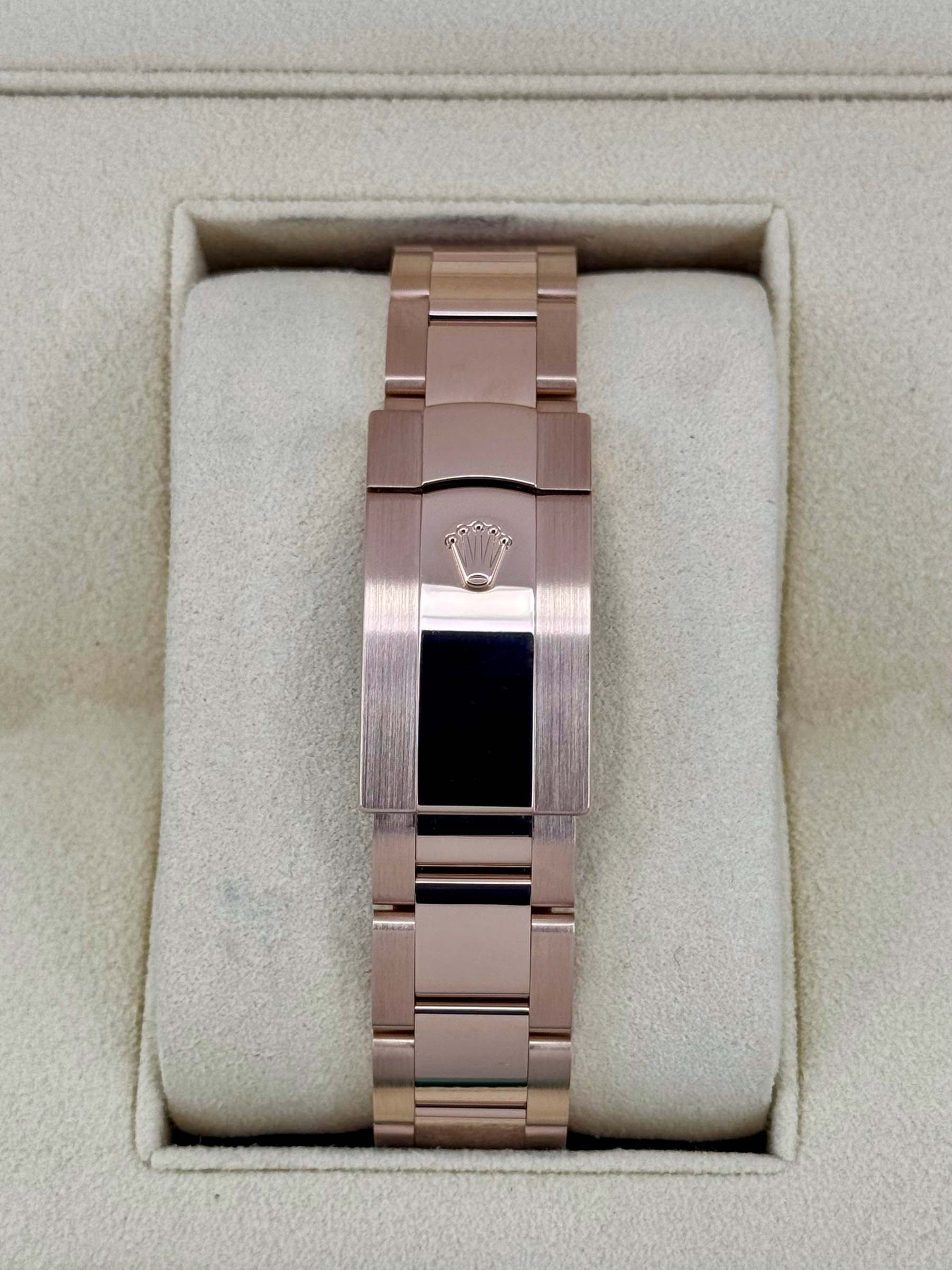 2023 ロレックス スカイドゥエラー 42mm 326935 ローズゴールド ホワイトダイヤル