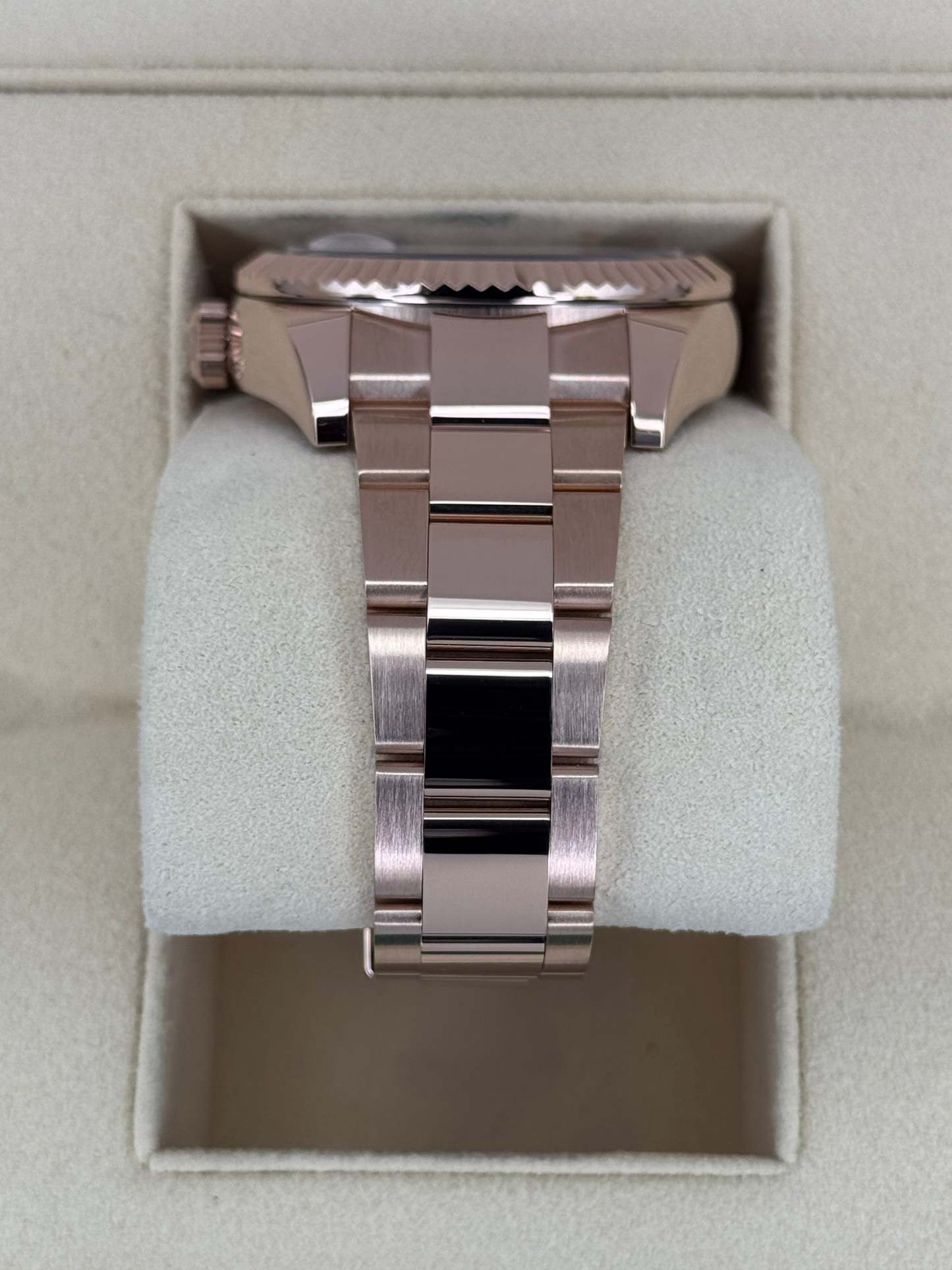 2023 ロレックス スカイドゥエラー 42mm 326935 ローズゴールド ホワイトダイヤル