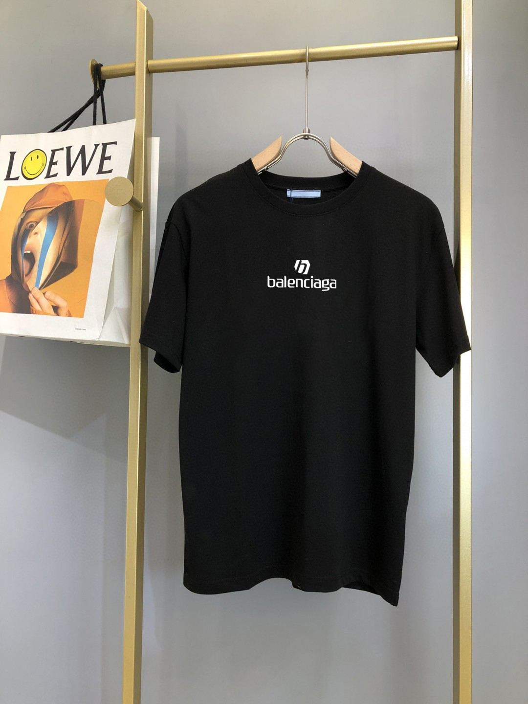 【BALENCIAGA】（バレンシアガ ）半袖 ご好評に付き再入荷！