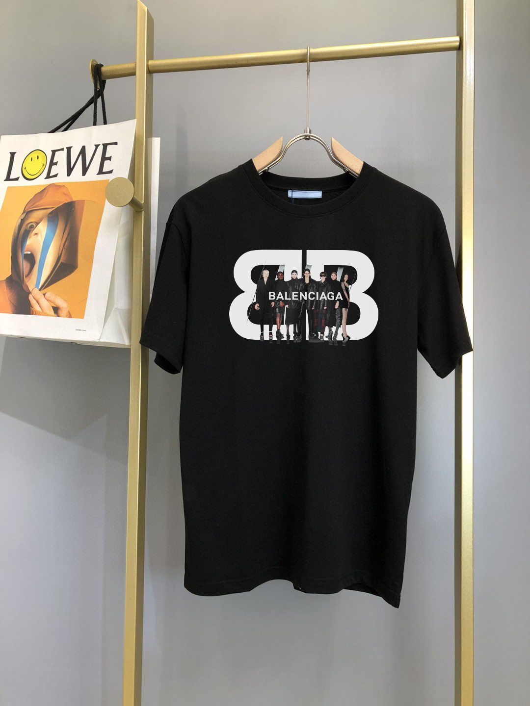 【BALENCIAGA】（バレンシアガ ）半袖 ご好評に付き再入荷！