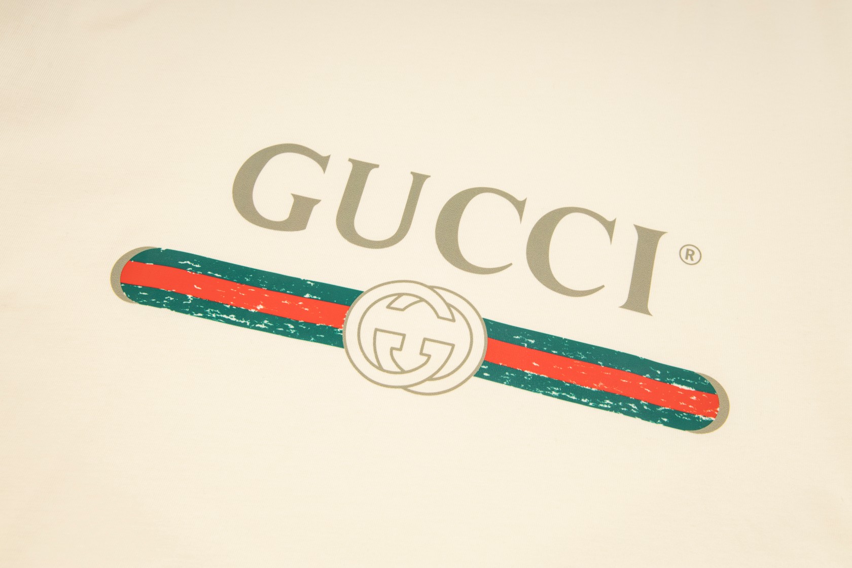 【GUCCI 公式旗艦店】クッチ Tシャツ ご好評に付き再入荷！