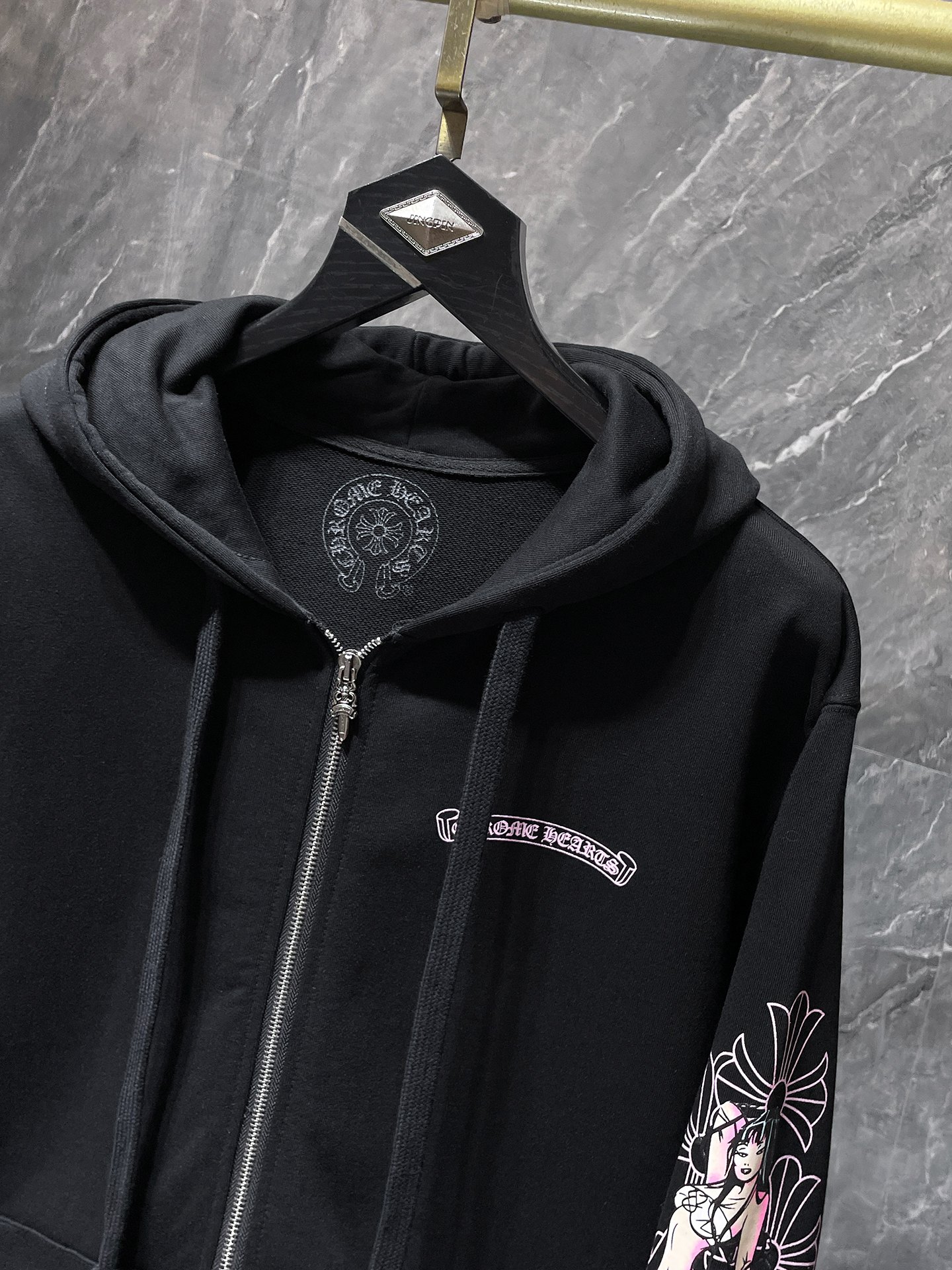 【CHROME HEARTS】クロムハーツ パーカー、ご好評に付き再入荷！