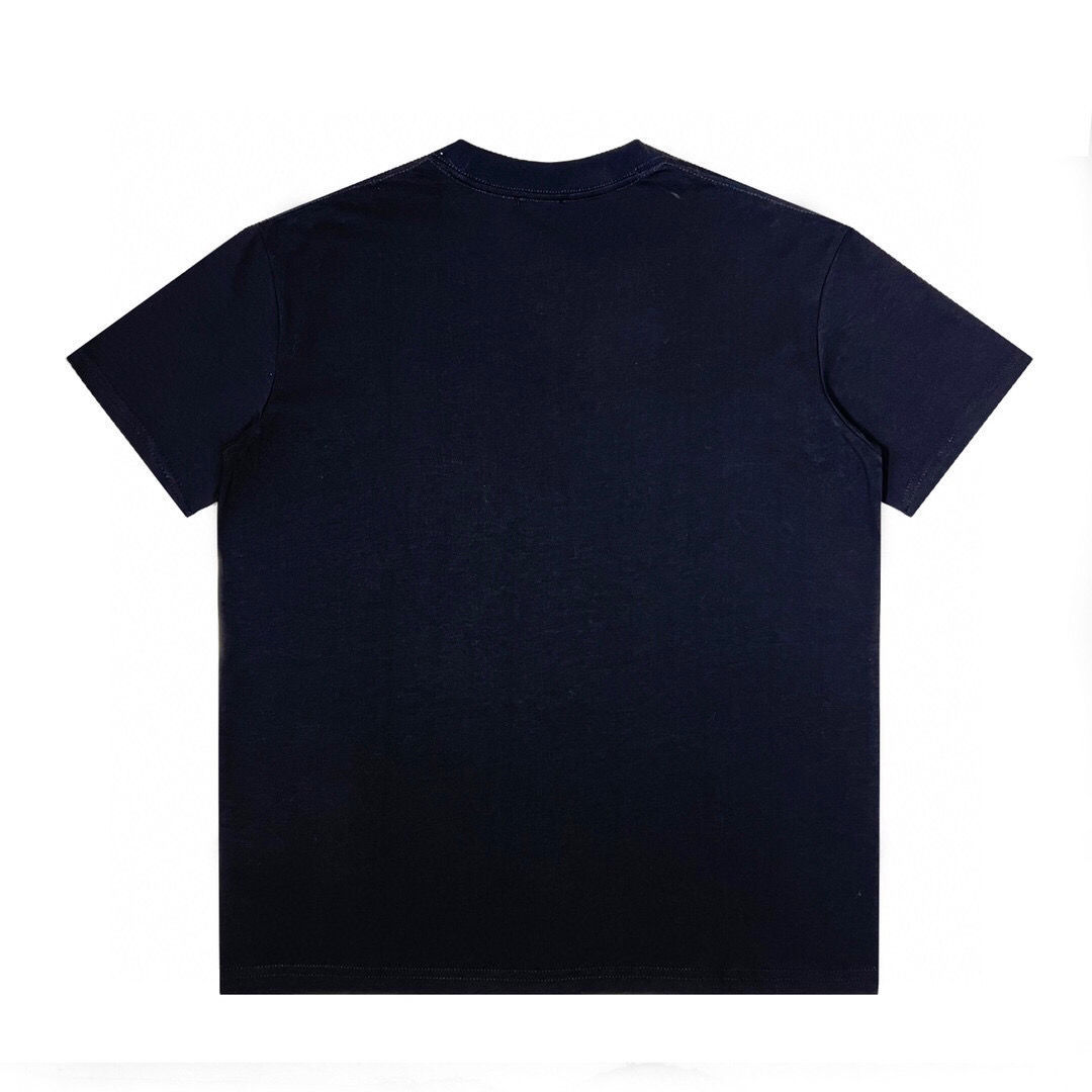 【Loewe】（ロエベ）男女兼用、ご好評に付き再入荷！