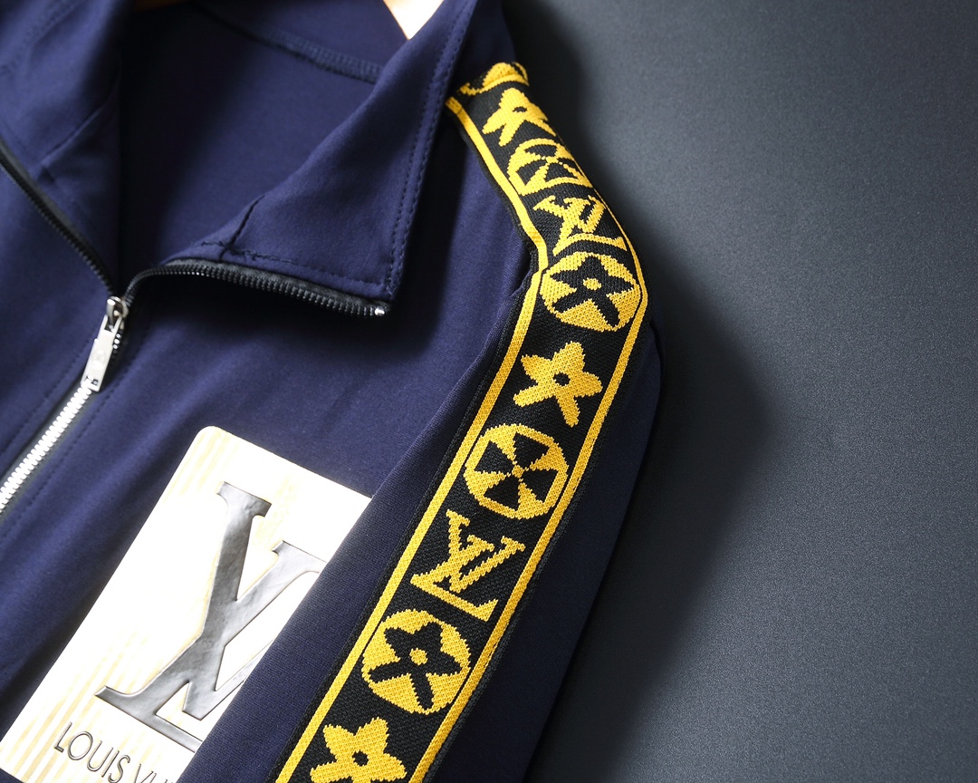 【LOUIS VUITTON】( ルイ・ヴィトン) スーツ【即日出荷】ご好評に付き再入荷！