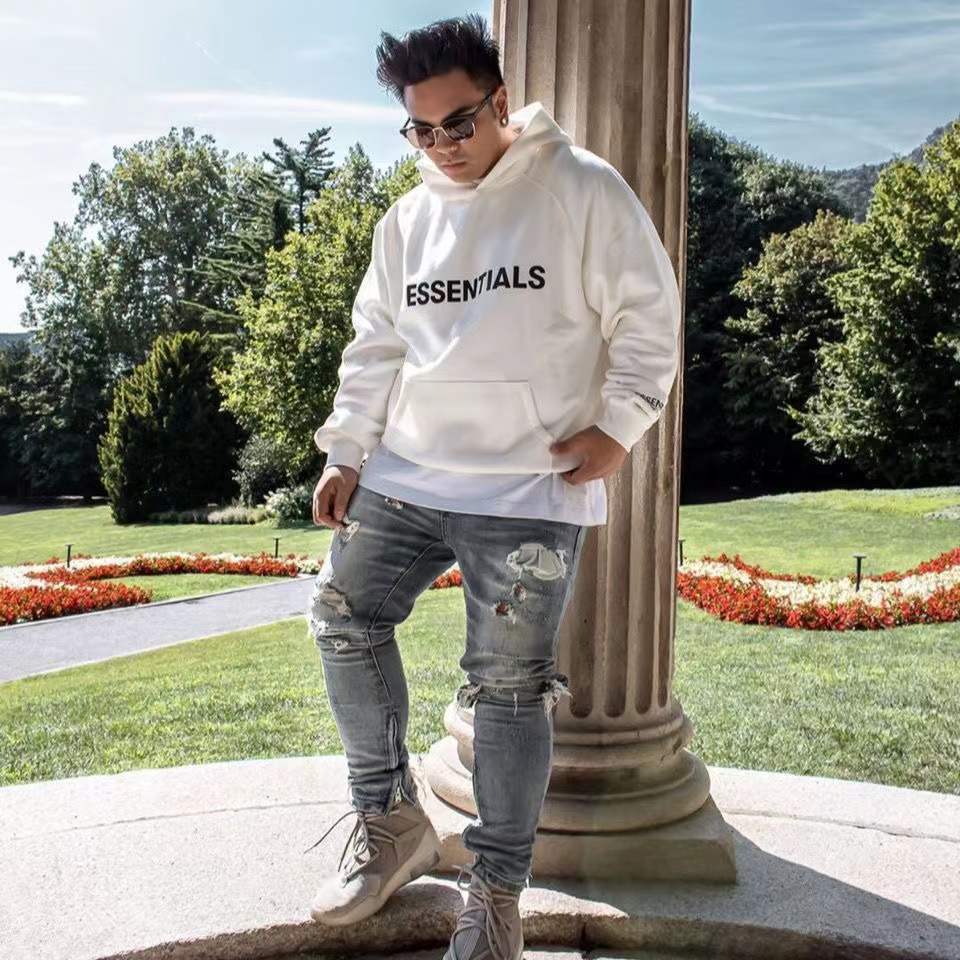 【FEAR OF GOD】ESSENTIALS 男女兼用、ご好評に付き再入荷！