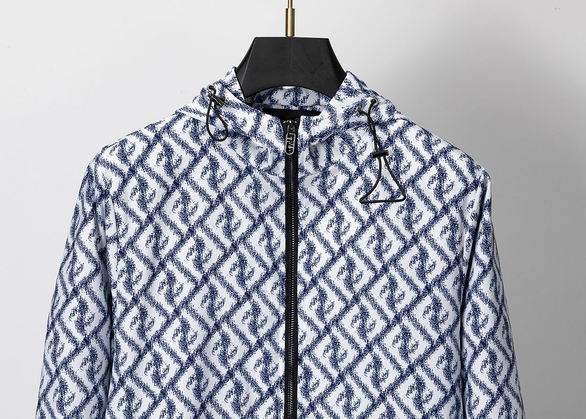 【FENDI公式 旗艦店】（フェンディ） ジャケット、ご好評に付き再入荷！