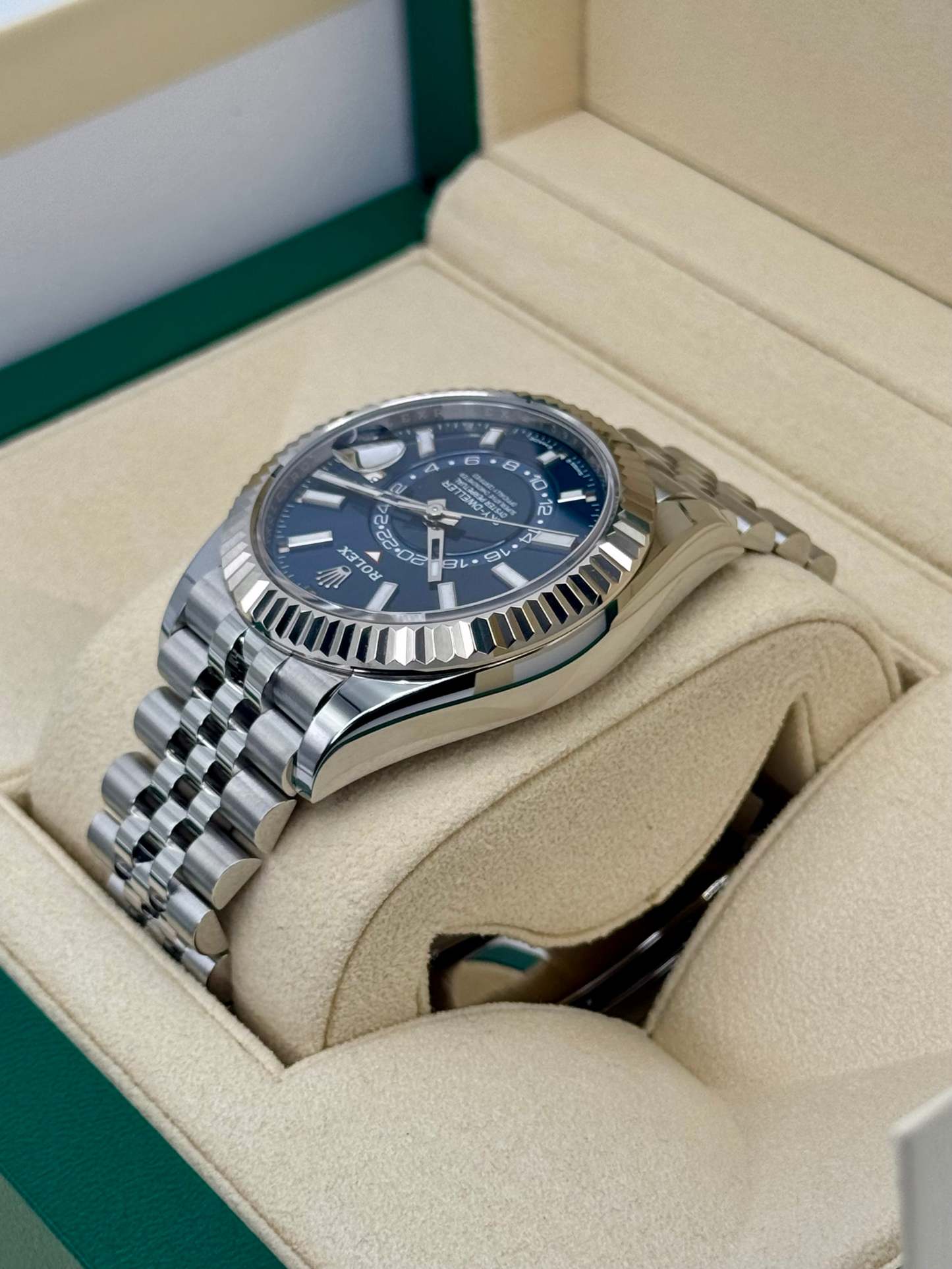 NEW 2024 ロレックス スカイドゥエラー 42mm 336934 ジュビリーブルーダイヤル