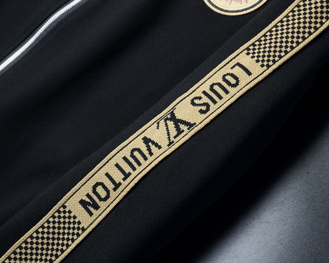 【LOUIS VUITTON】( ルイ・ヴィトン) スーツ【即日出荷】ご好評に付き再入荷！