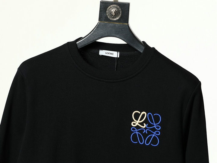 【LOEWE】ロエベ 即日出荷、ご好評に付き再入荷！