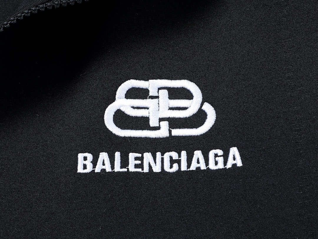 【BALENCIAGA】( バレンシアガ) スーツ【即日出荷】ご好評に付き再入荷！