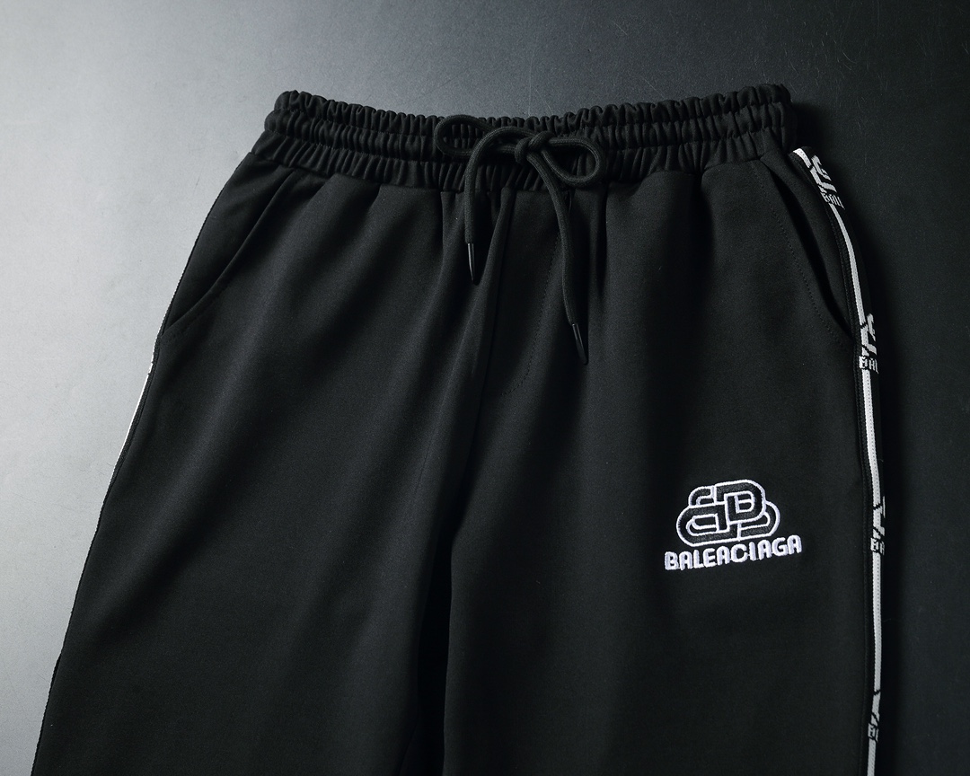 【BALENCIAGA】( バレンシアガ) スーツ【即日出荷】ご好評に付き再入荷！