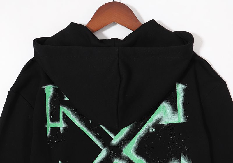 【OFF WHITE 】(オフホワイト) 男女兼用、ご好評に付き再入荷！