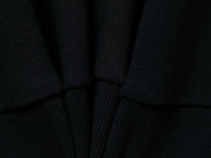 【FENDI 公式旗艦店】（フェンディ）男女兼用 【即日出荷】