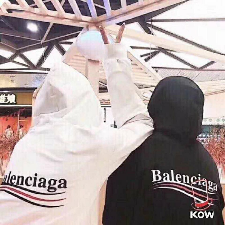 【BALENCIAGA バレンシアガ 】【即日出荷】ご好評に付き再入荷！