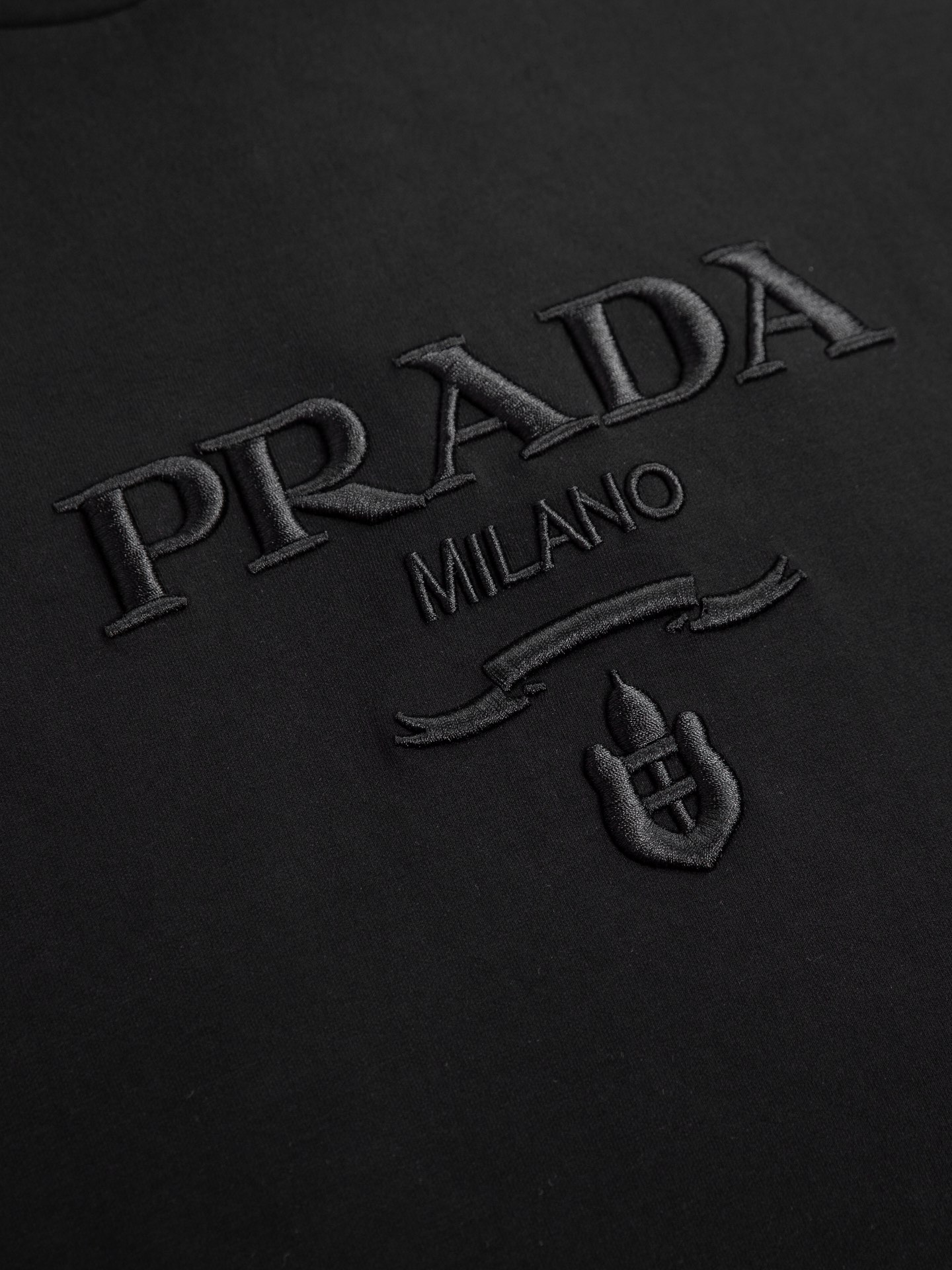 【Prada】( プラダ ) 【即日出荷】ご好評に付き再入荷！