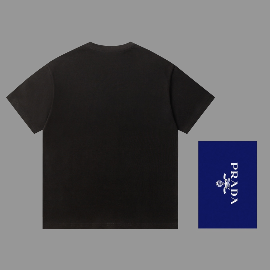 【Prada】( プラダ ) 半袖 男女兼用、ご好評に付き再入荷！