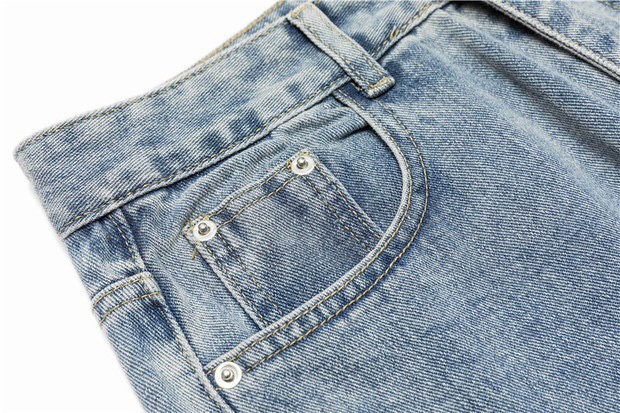 【CHROME HEARTS 公式旗艦店】ジーパン、ご好評に付き再入荷！