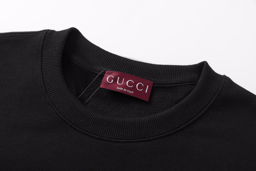 【GUCCI】グッチ 長袖 男女兼用、ご好評に付き再入荷！