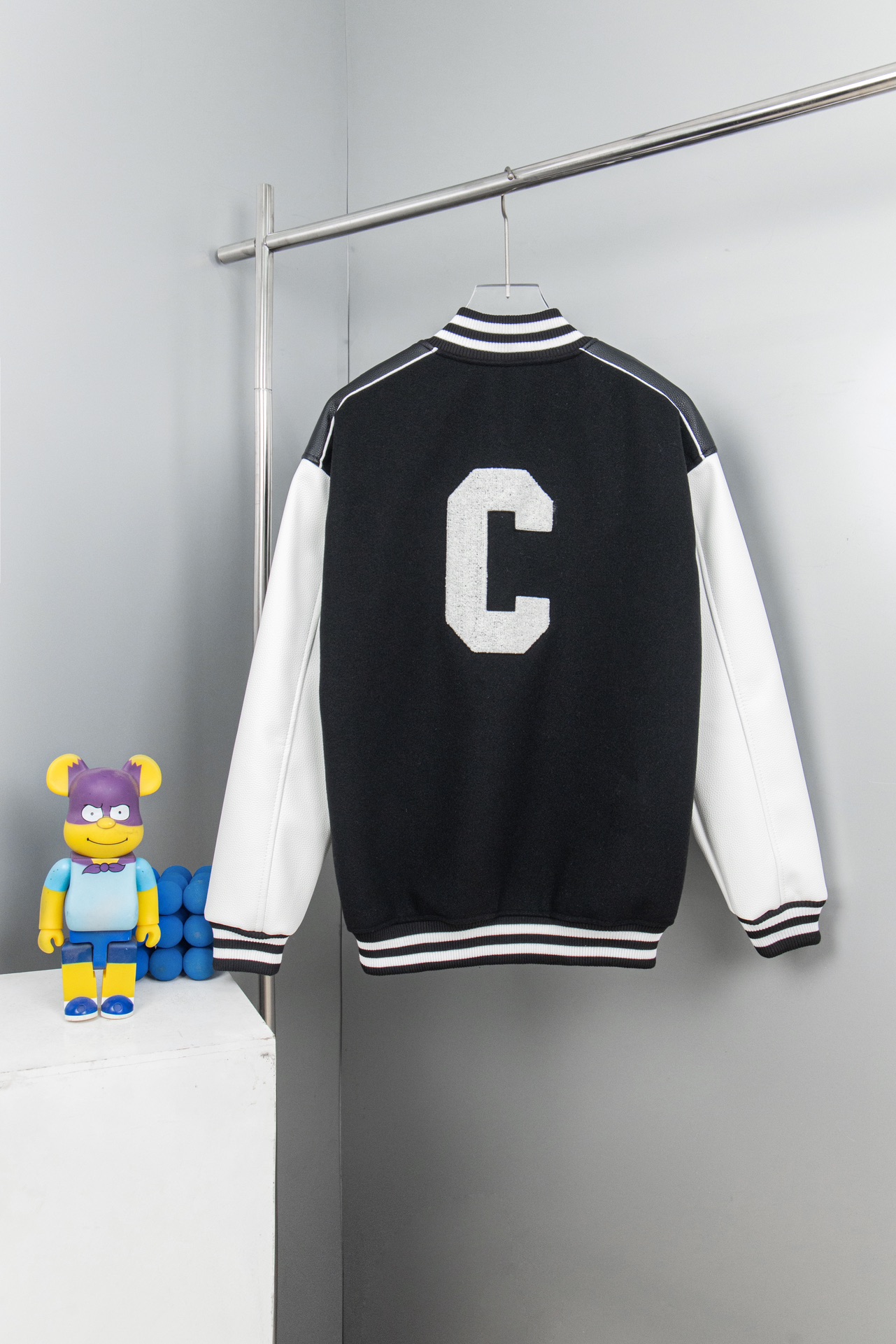 【CELINE 公式旗艦店】セリーヌ ジャケット 好評に付き再入荷！