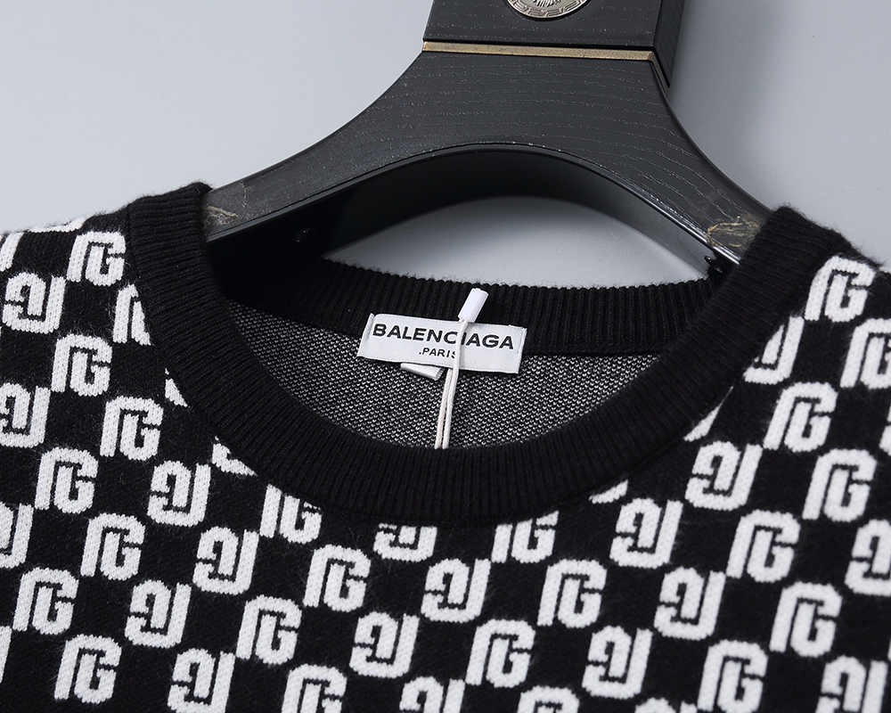 【BALMAIN】男女兼用、ご好評に付き再入荷！
