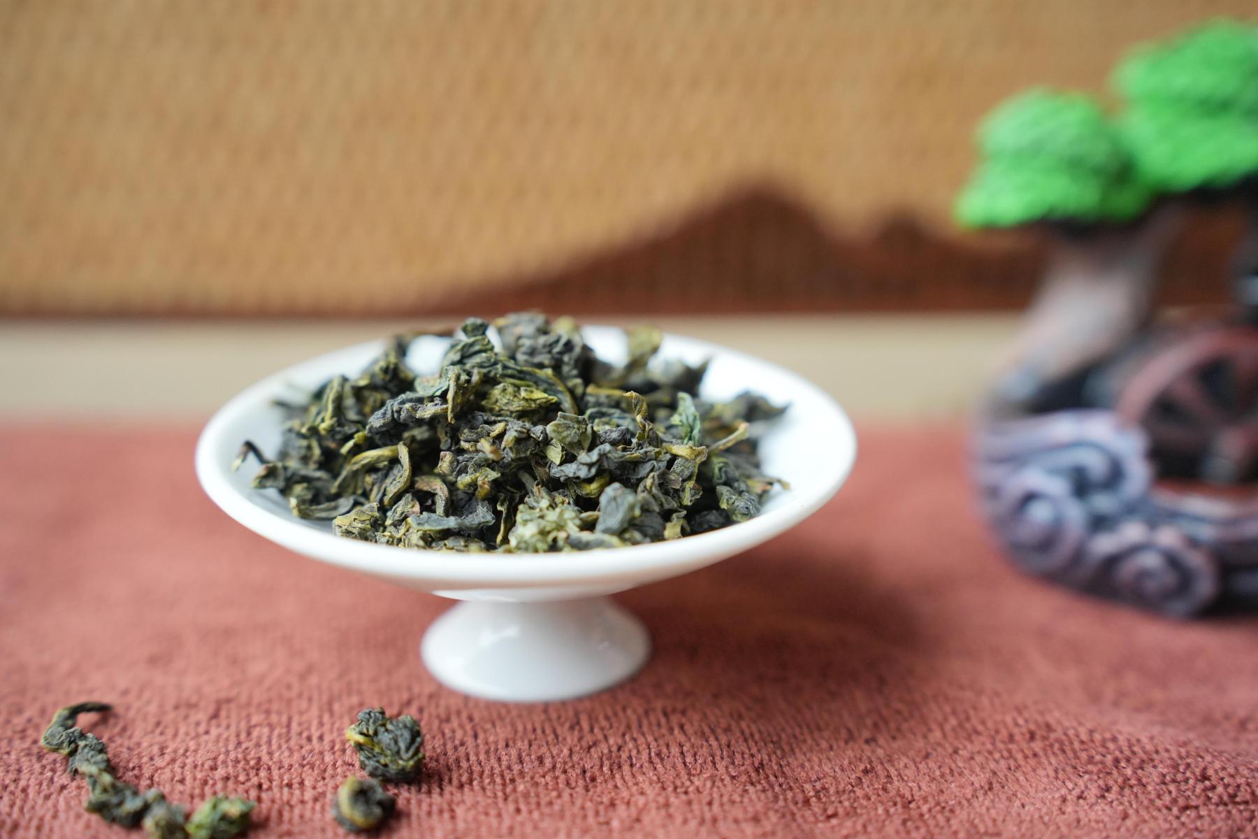 Royal Iron Oolong