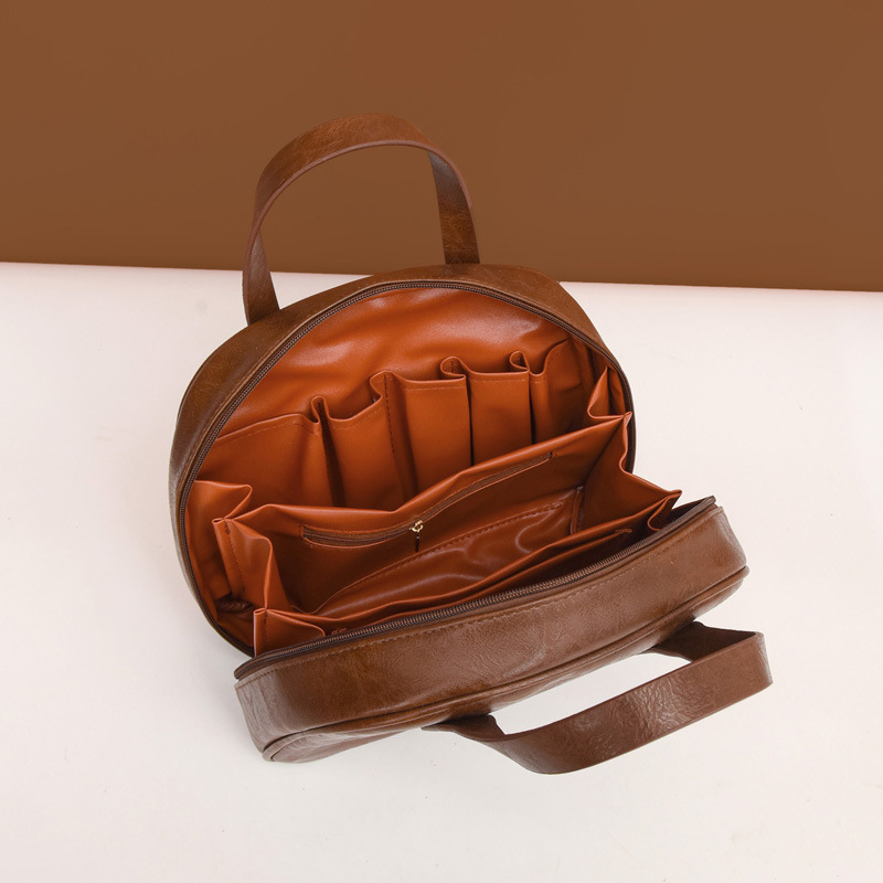 3-ZIP貝殼化妝包 「油蠟皮易擦洗 通勤旅行無負擔」