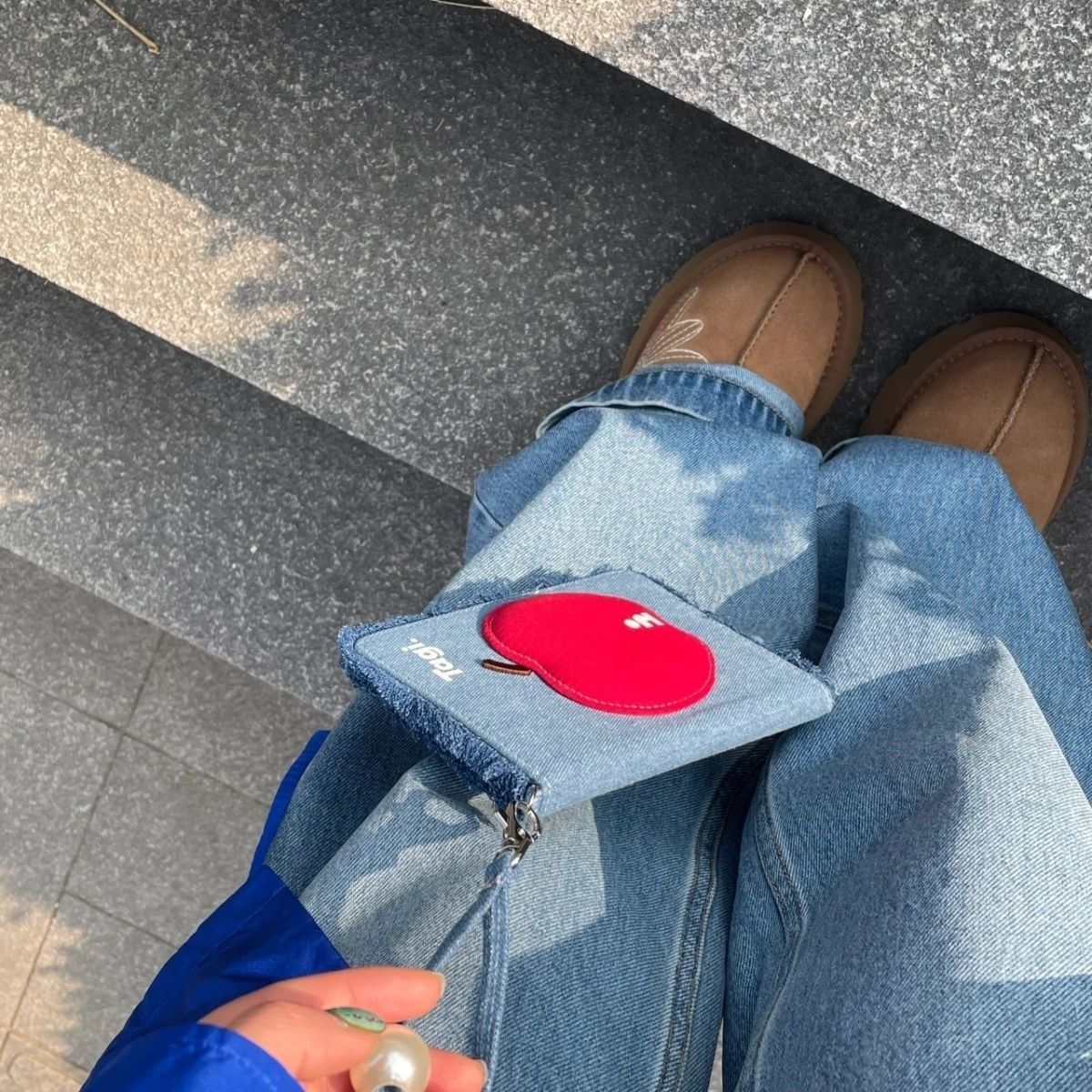 《蘋蘋安安》珍珠牛仔流蘇錢包 「可放護照、證件、零錢」