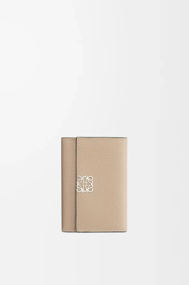 アナグラム バーティカル ウォレット スモール（ペブルグレインカーフ）