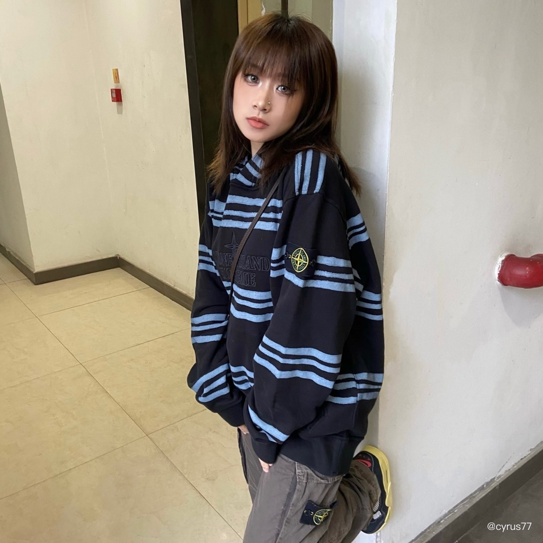 Supreme Stone Island ストーンアイランド 連名 メンズ レディース ツイストストライプ フード付きスウェットシャツ